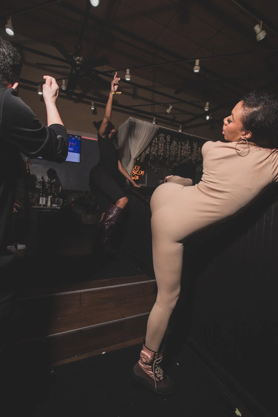 Babylon 2.15.26-3424.jpg