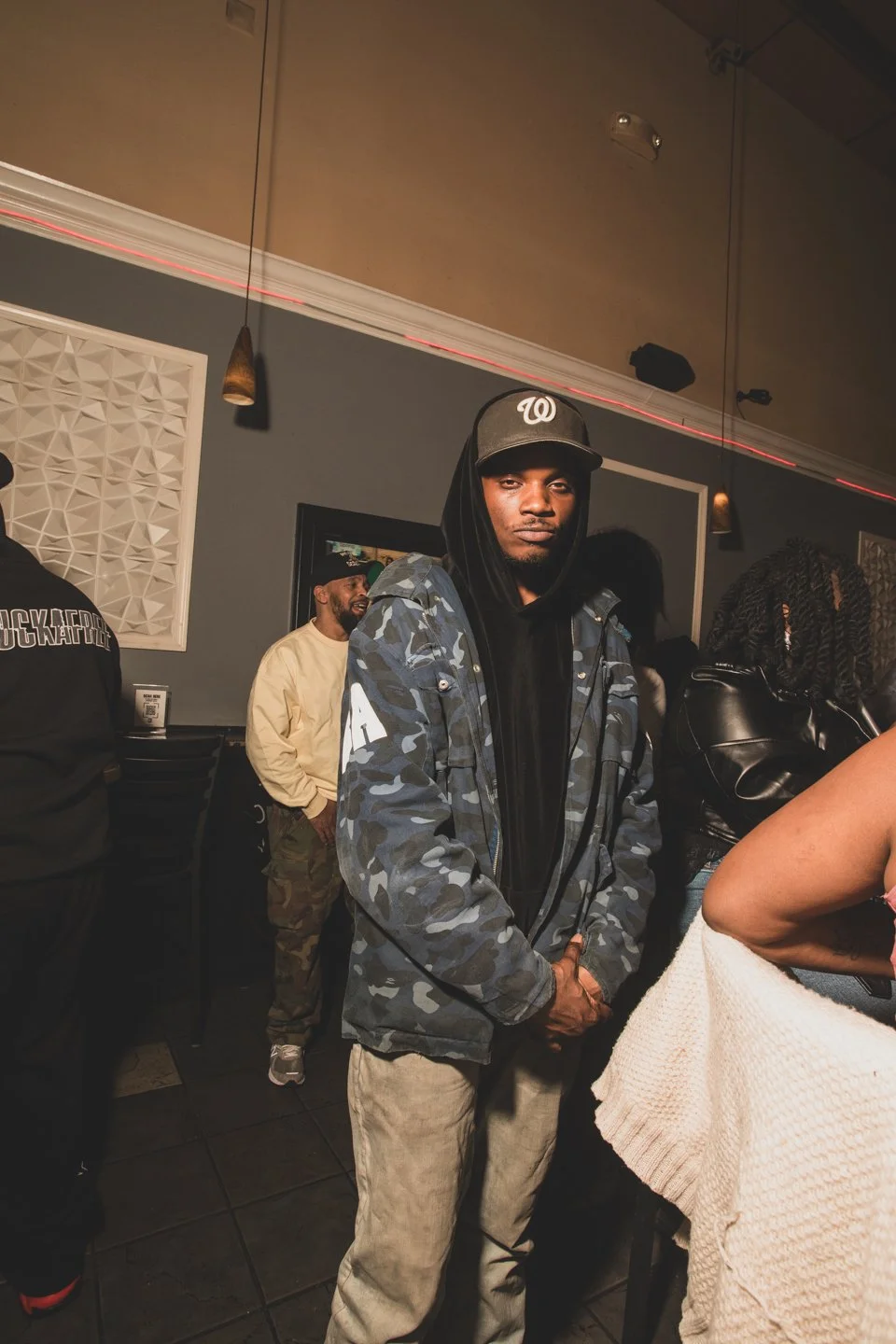 4.8.26 Babylon-5160.jpg