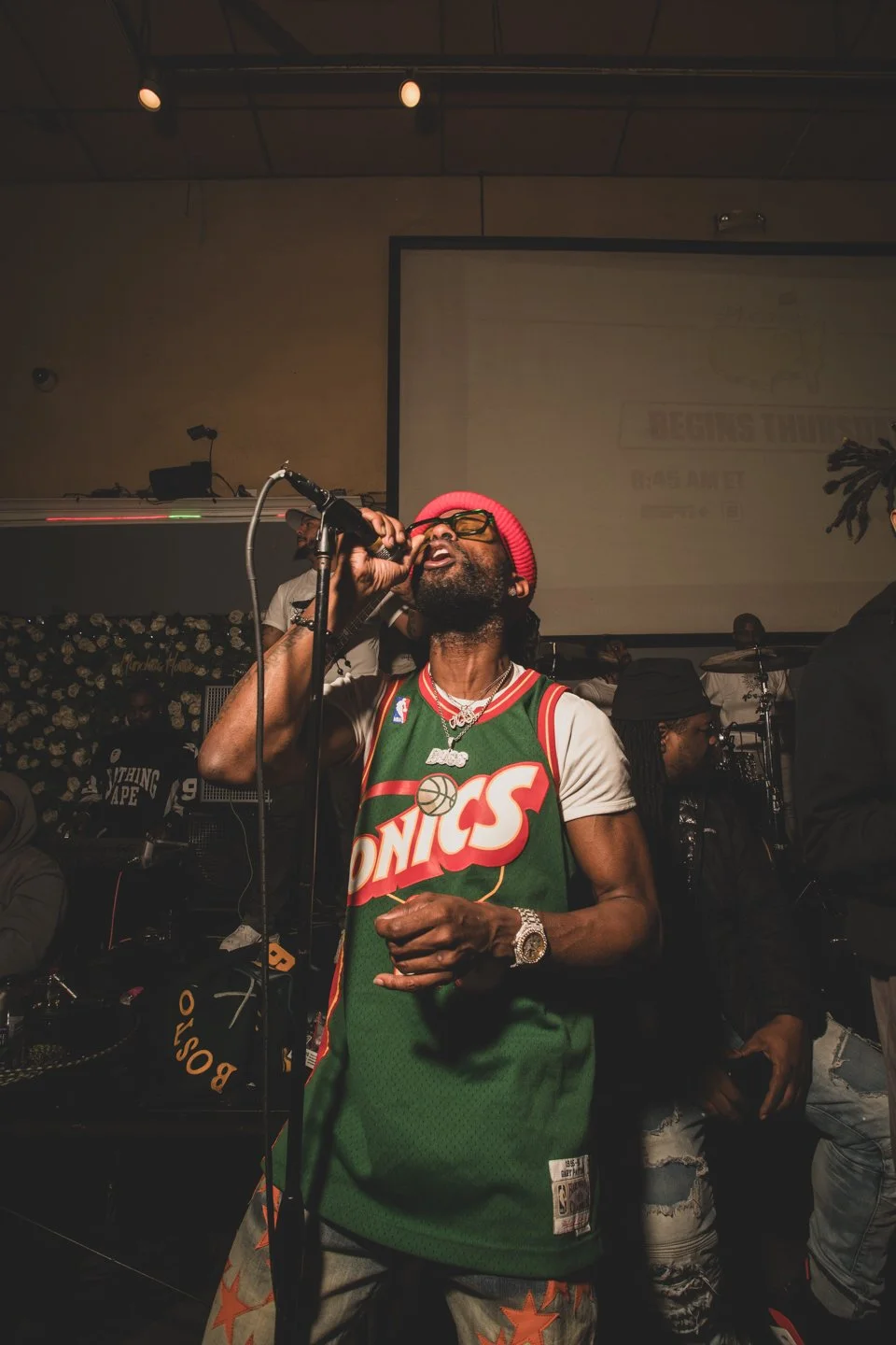 4.8.26 Babylon-5212.jpg