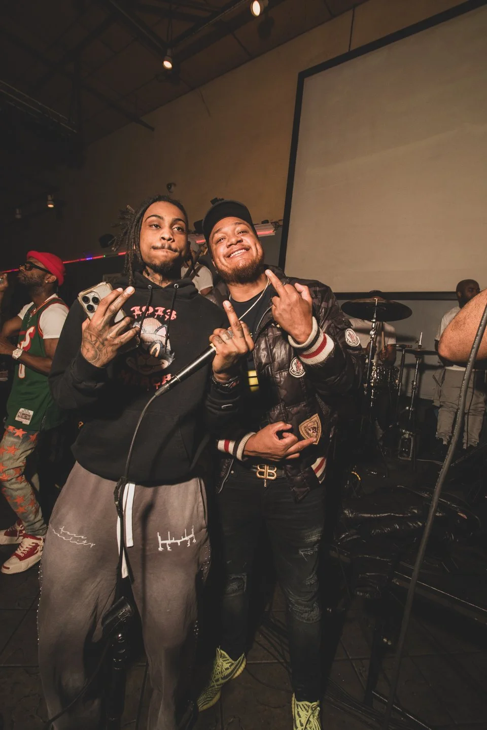 4.8.26 Babylon-5220.jpg