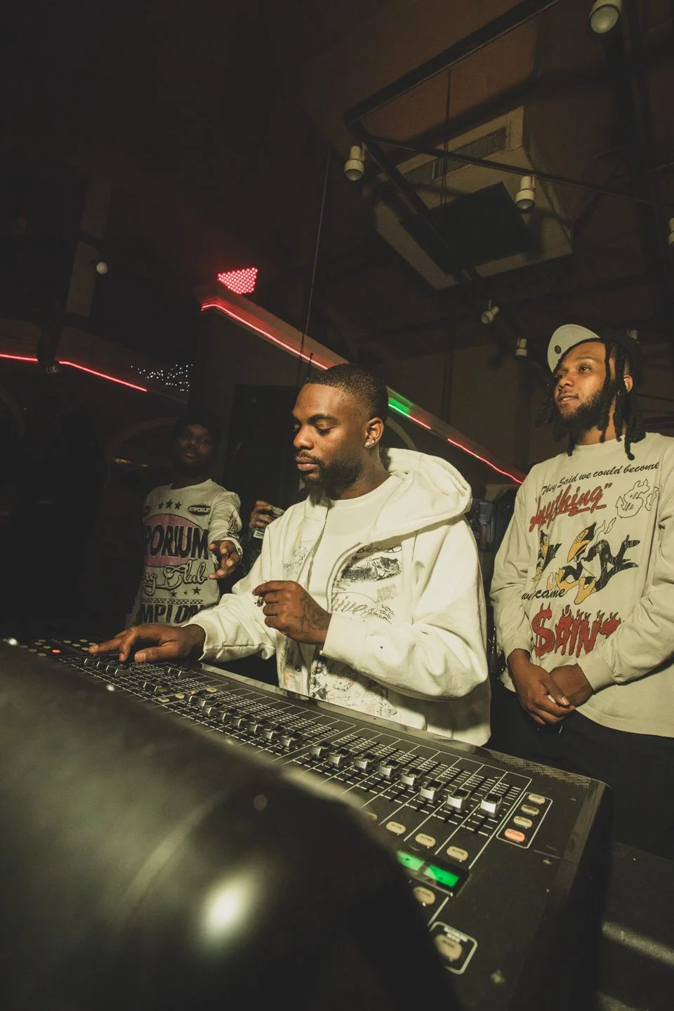 4.23.26 Babylon-5728.jpg