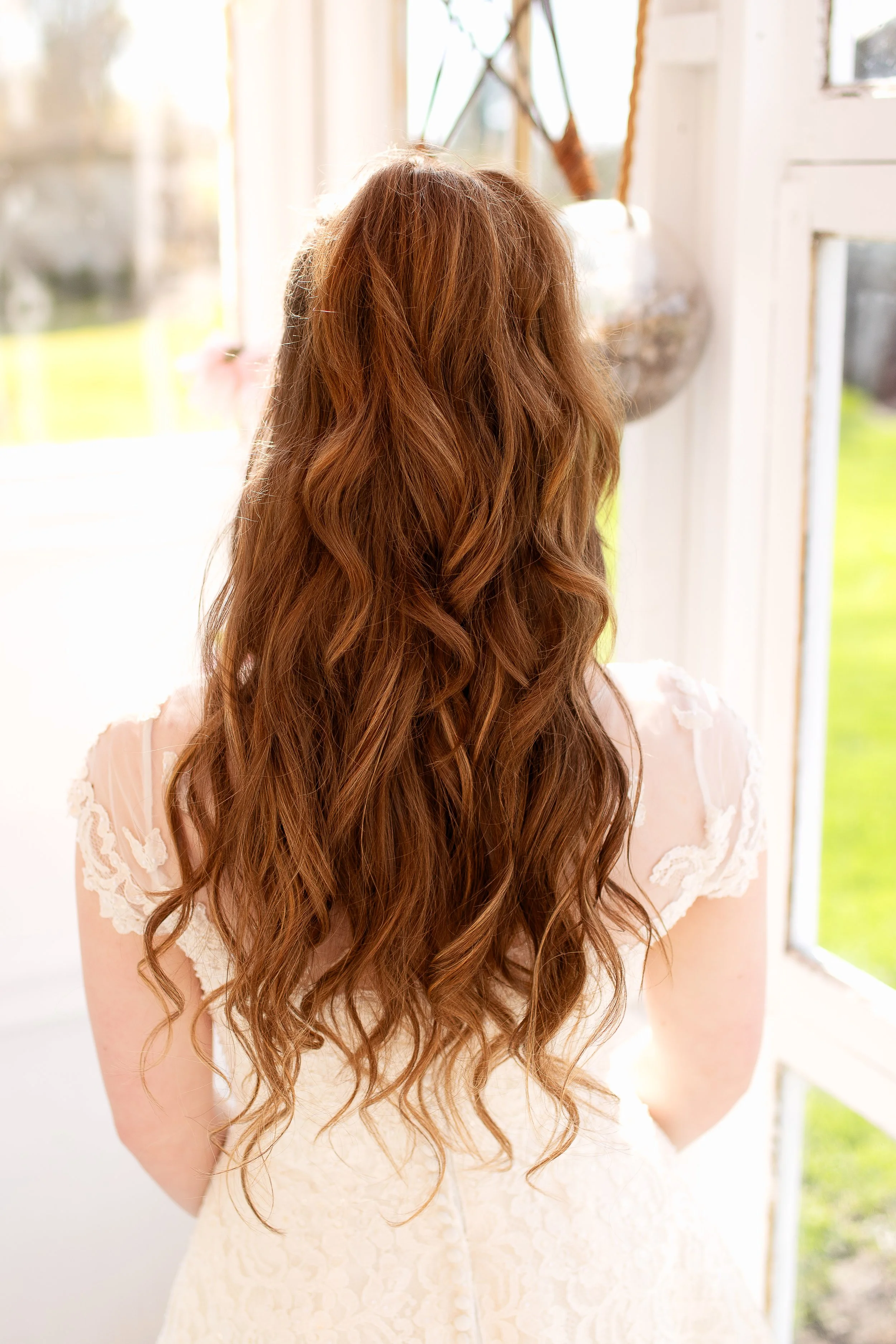 loose curls bridal