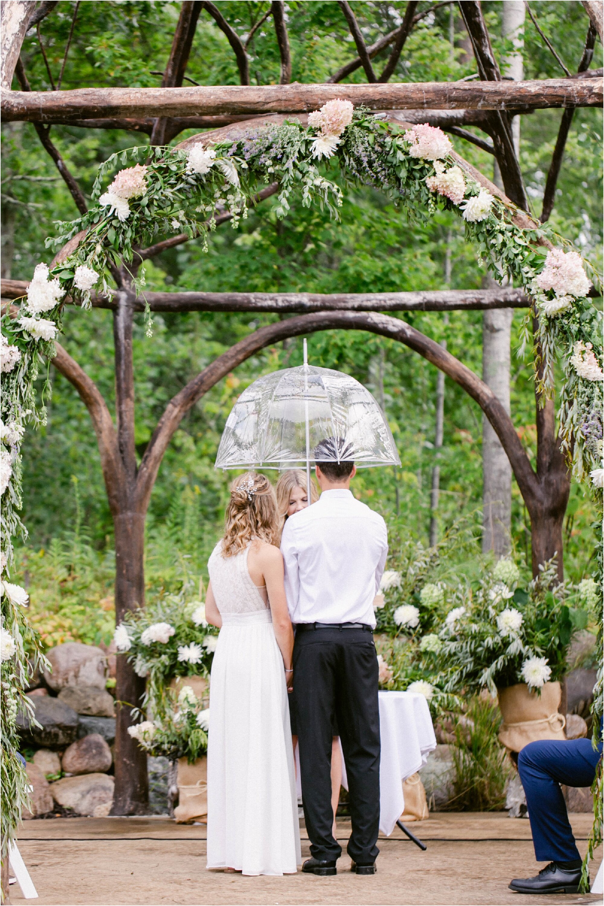 Photographer The Woods Gather on 3 Wedding Aimee Jobe Photography_0208.jpg