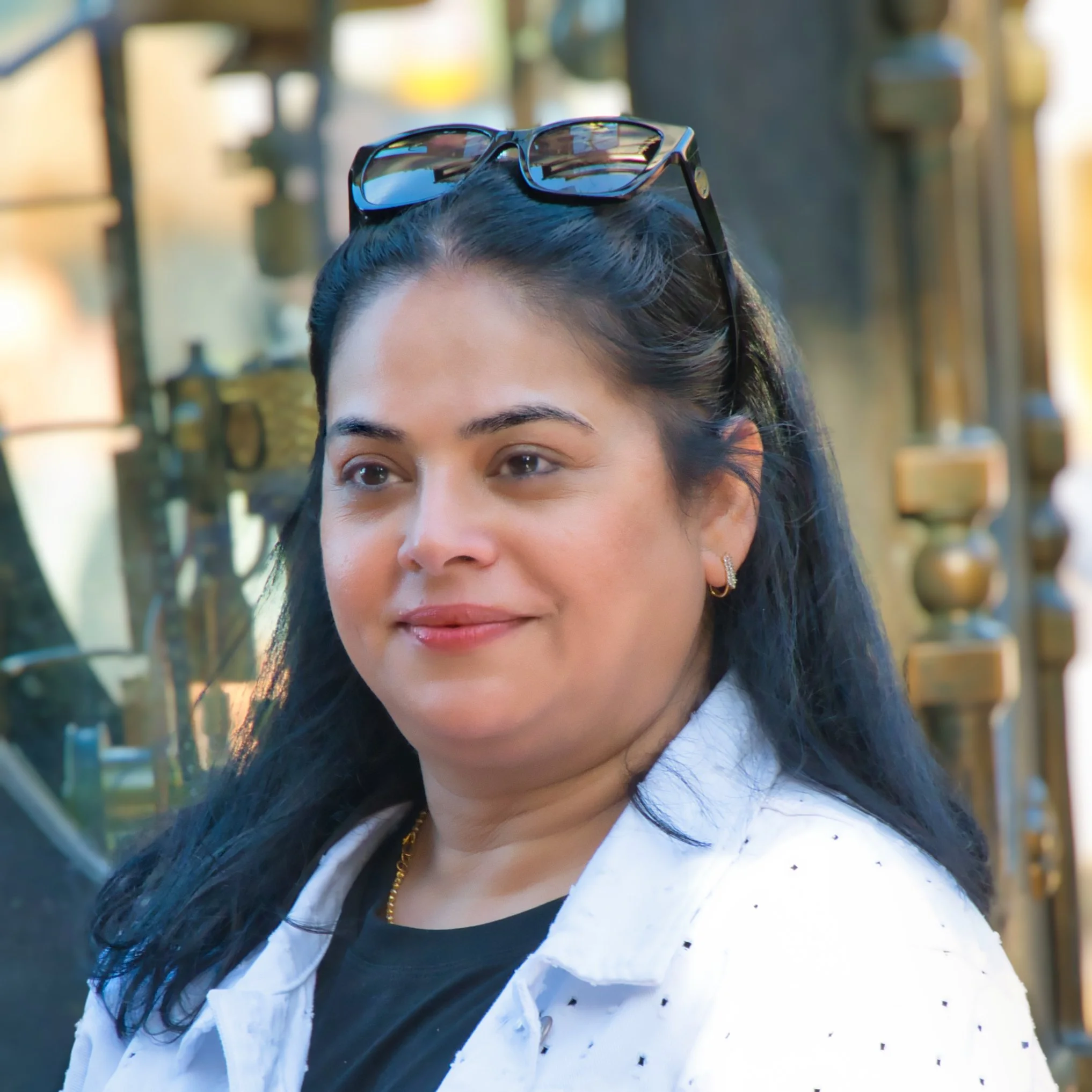 PRETTY GIRL PORTRAIT