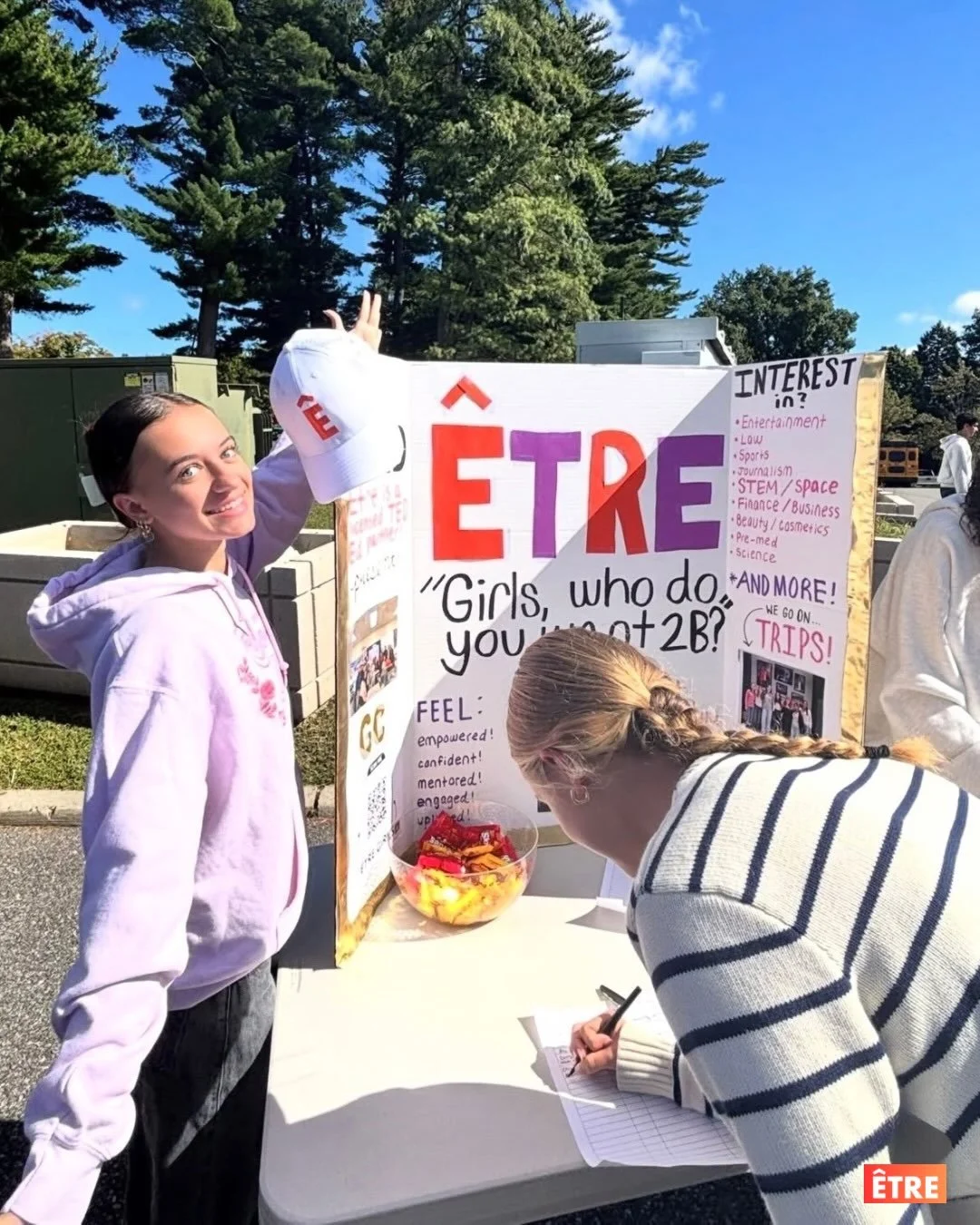 So many September club fairs &amp; chapter launches last week&hellip;hearing up for another big week (and fall semester) of Club &Ecirc;tre FUN!!

What companies do u want to storm? Who do u want to meet? Start DMing us ur wish lists&hellip; 🤩

#clu