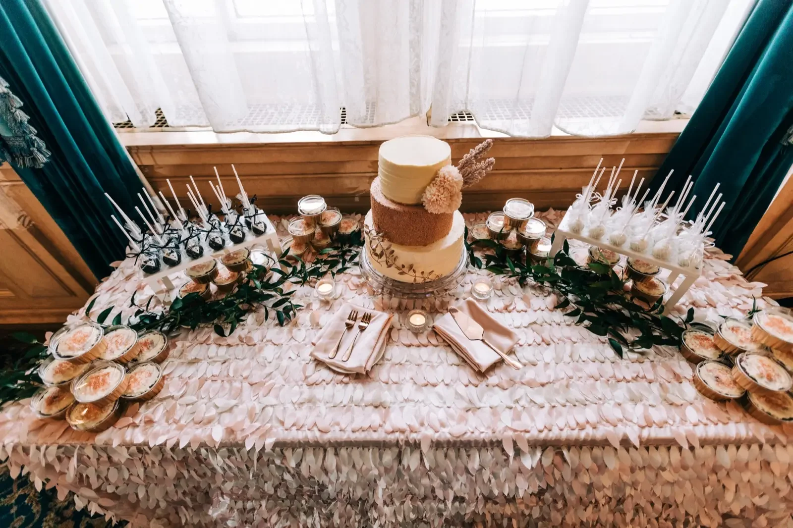 Winnipeg Wedding Decor108.webp