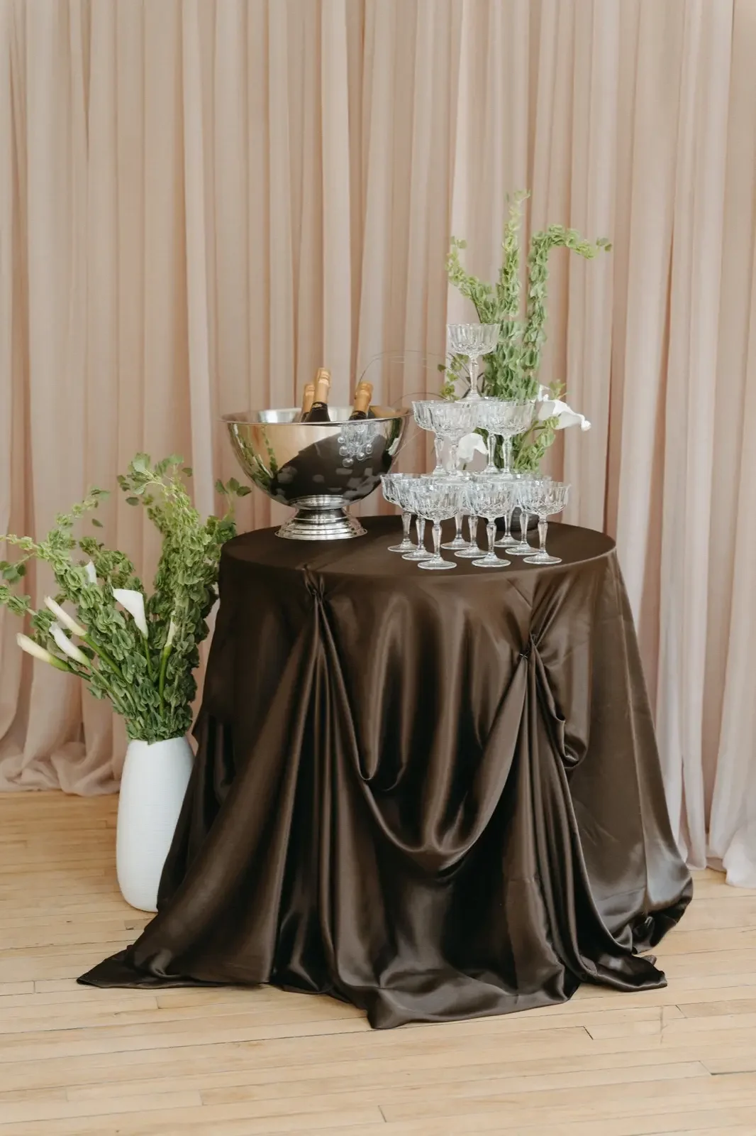 Winnipeg Linen Decor Rentals15.webp
