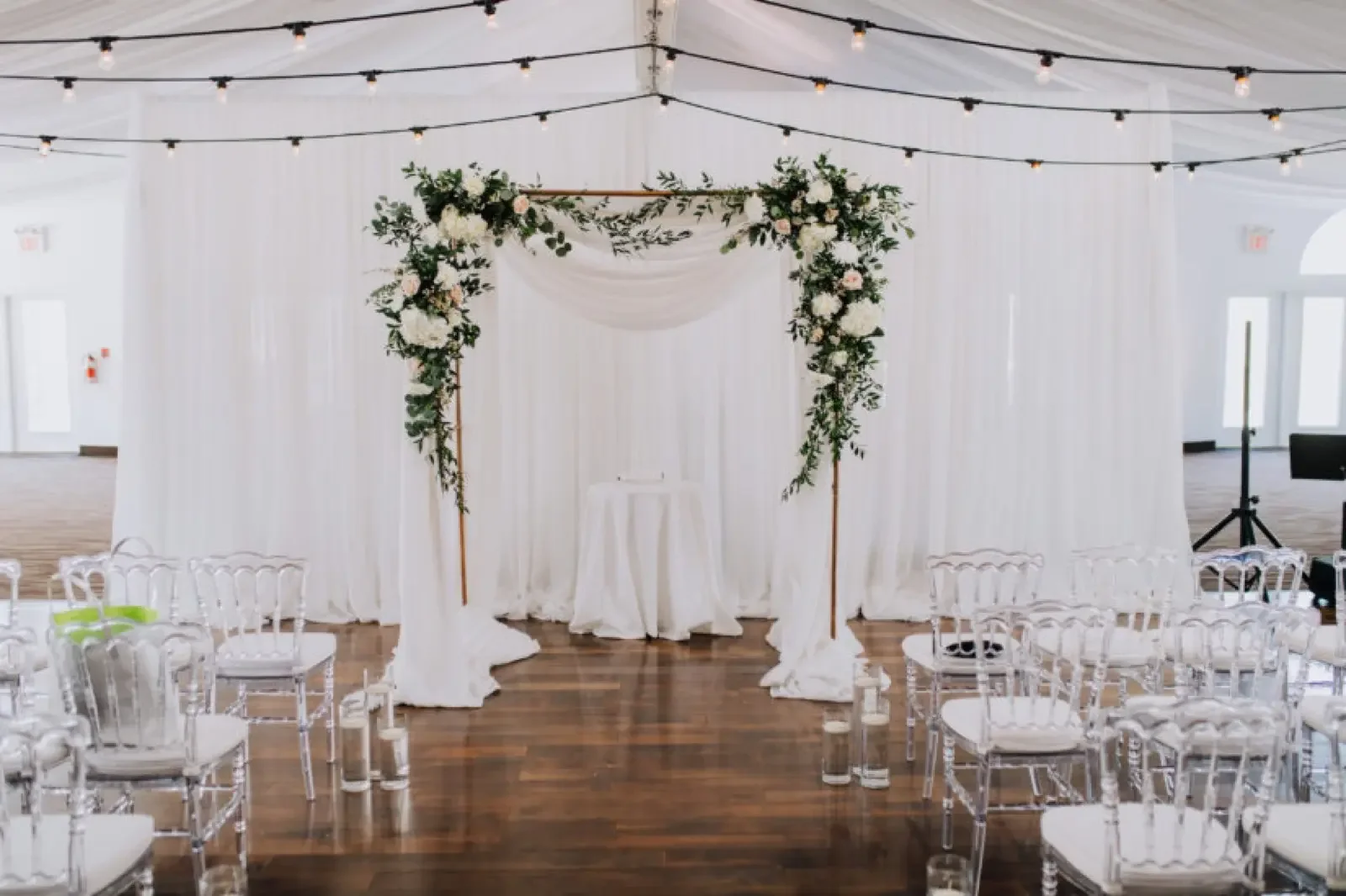 Winnipeg Wedding Decor158.webp