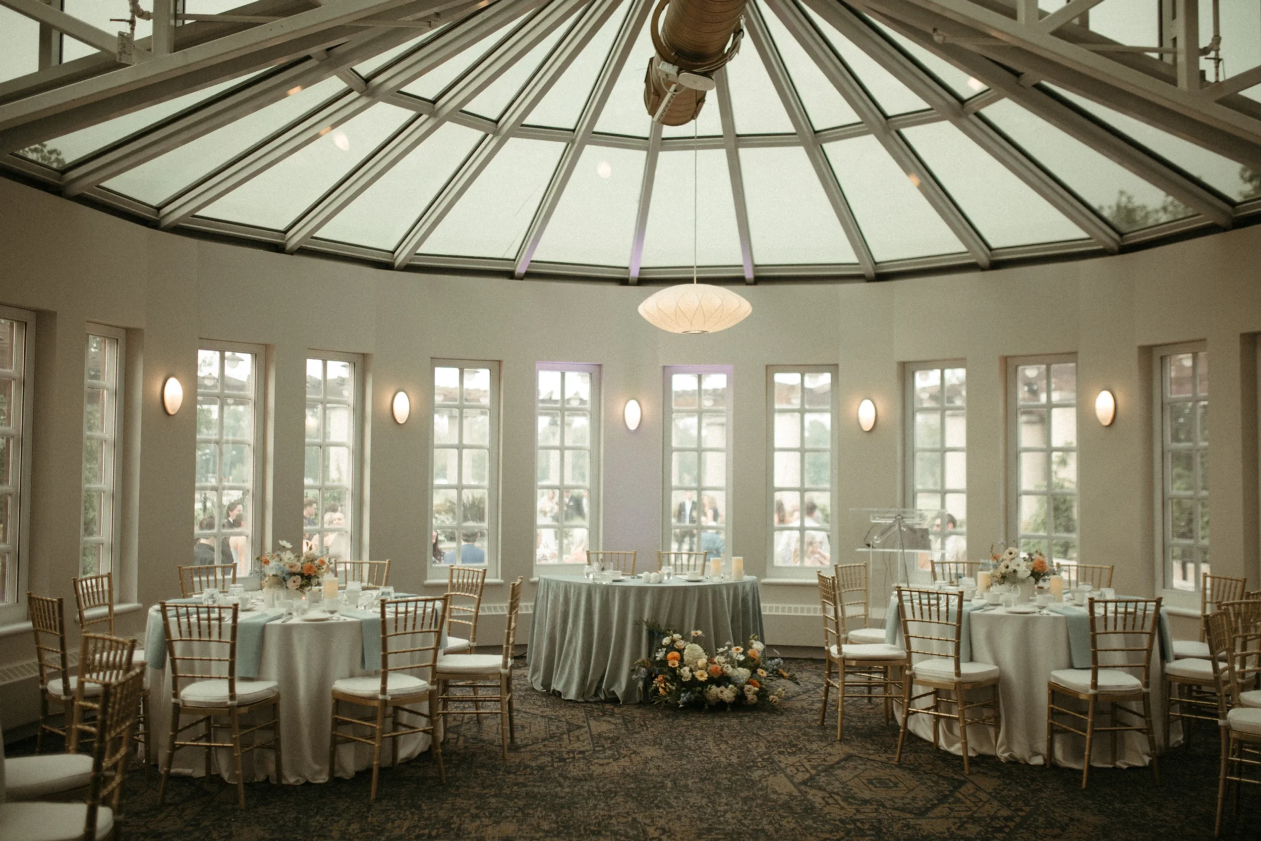 Winnipeg Linen Decor Rentals28.webp