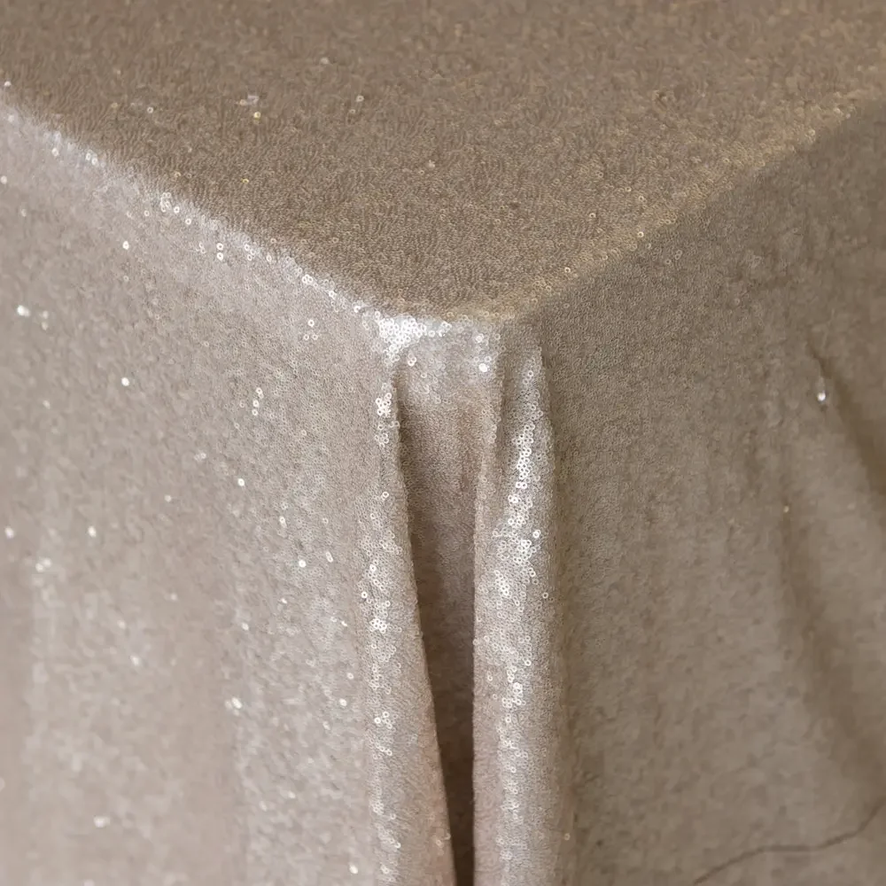 Matte Champagne
132"  |  90"x156"