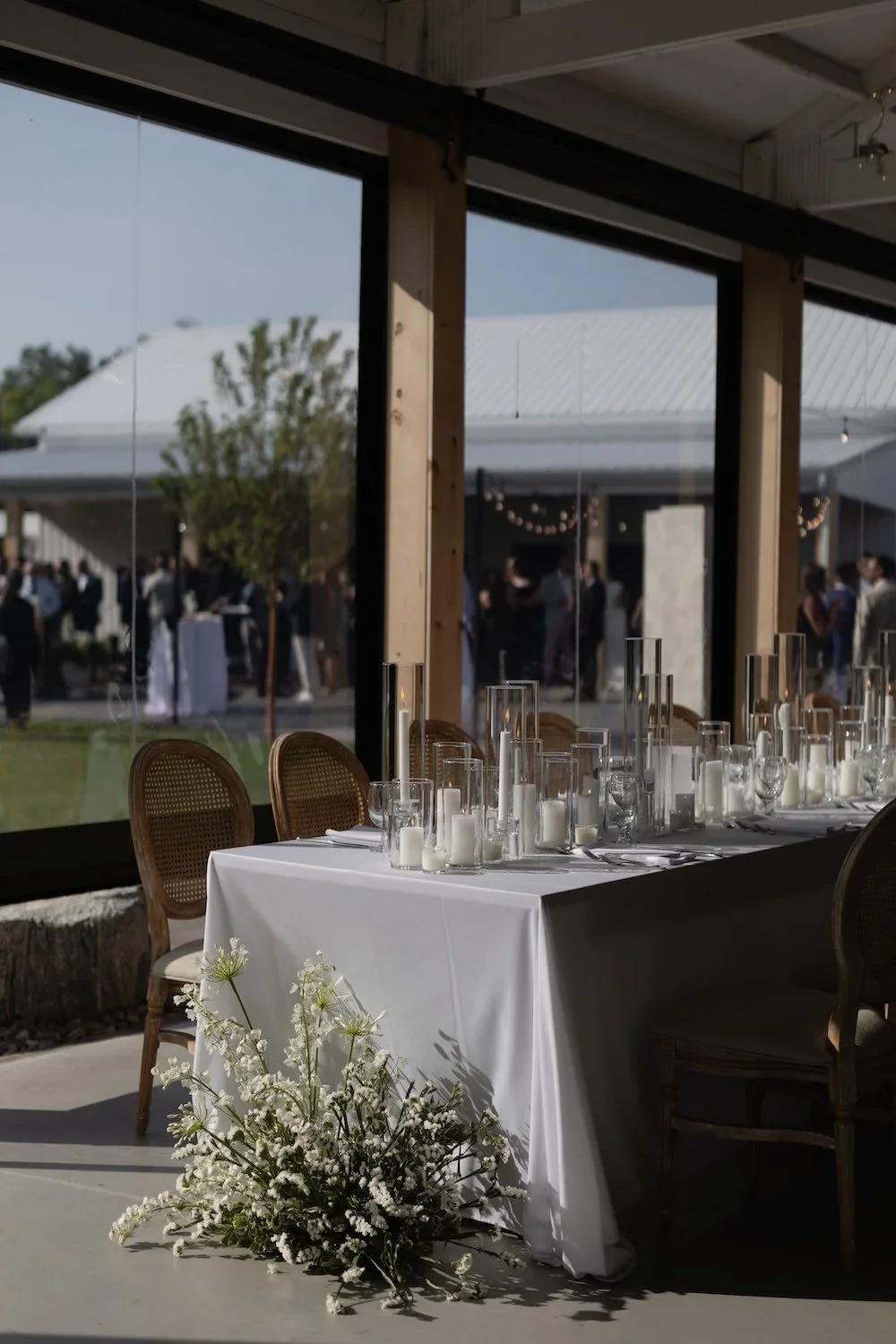 Winnipeg Linen Decor Rentals103.webp