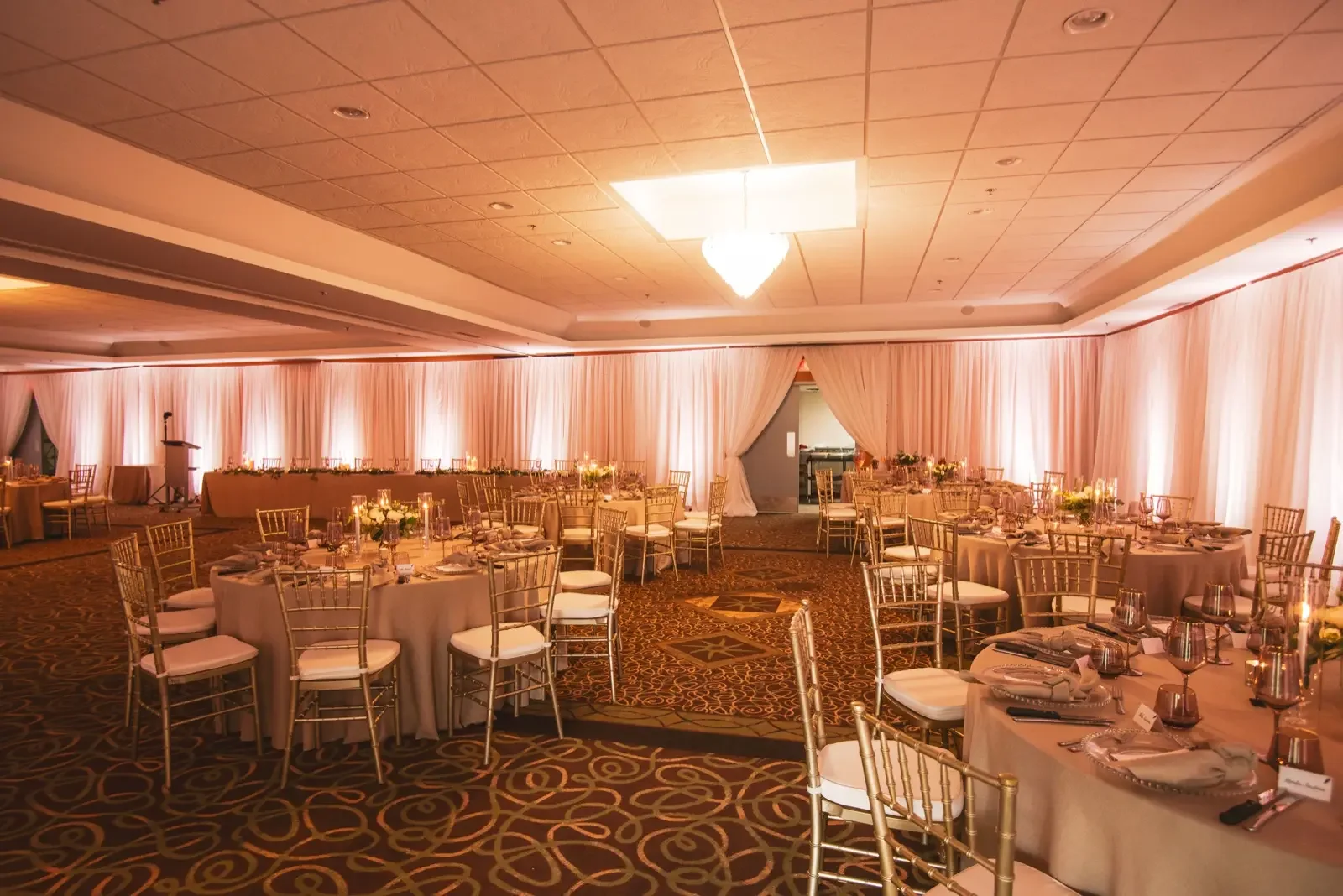 Winnipeg Wedding Decor81.webp