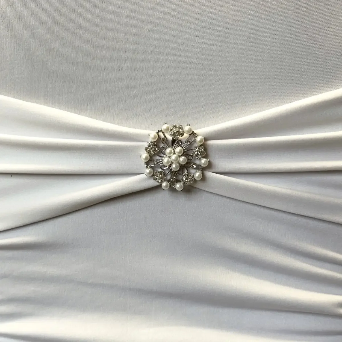 Pearl brooch