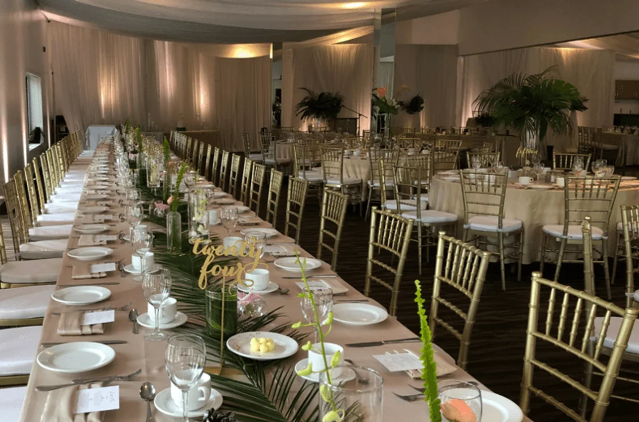 Winnipeg Linen Decor Rentals129.webp