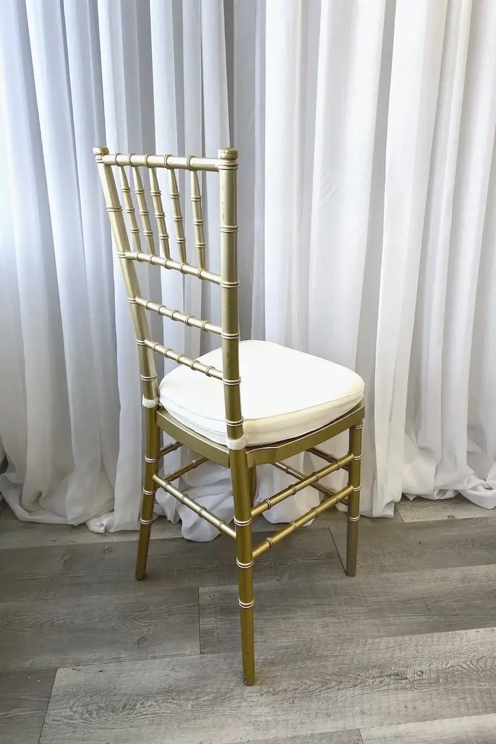 Gold
Chiavari Chair