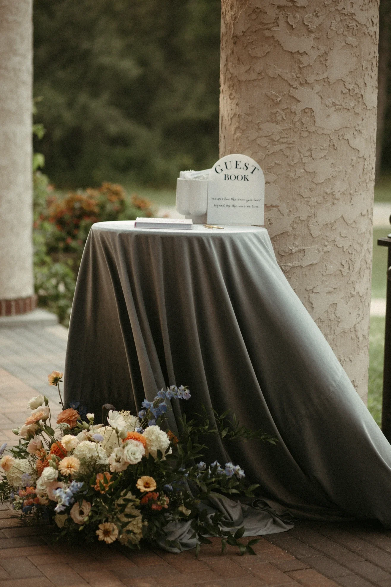 Winnipeg Linen Decor Rentals31.webp