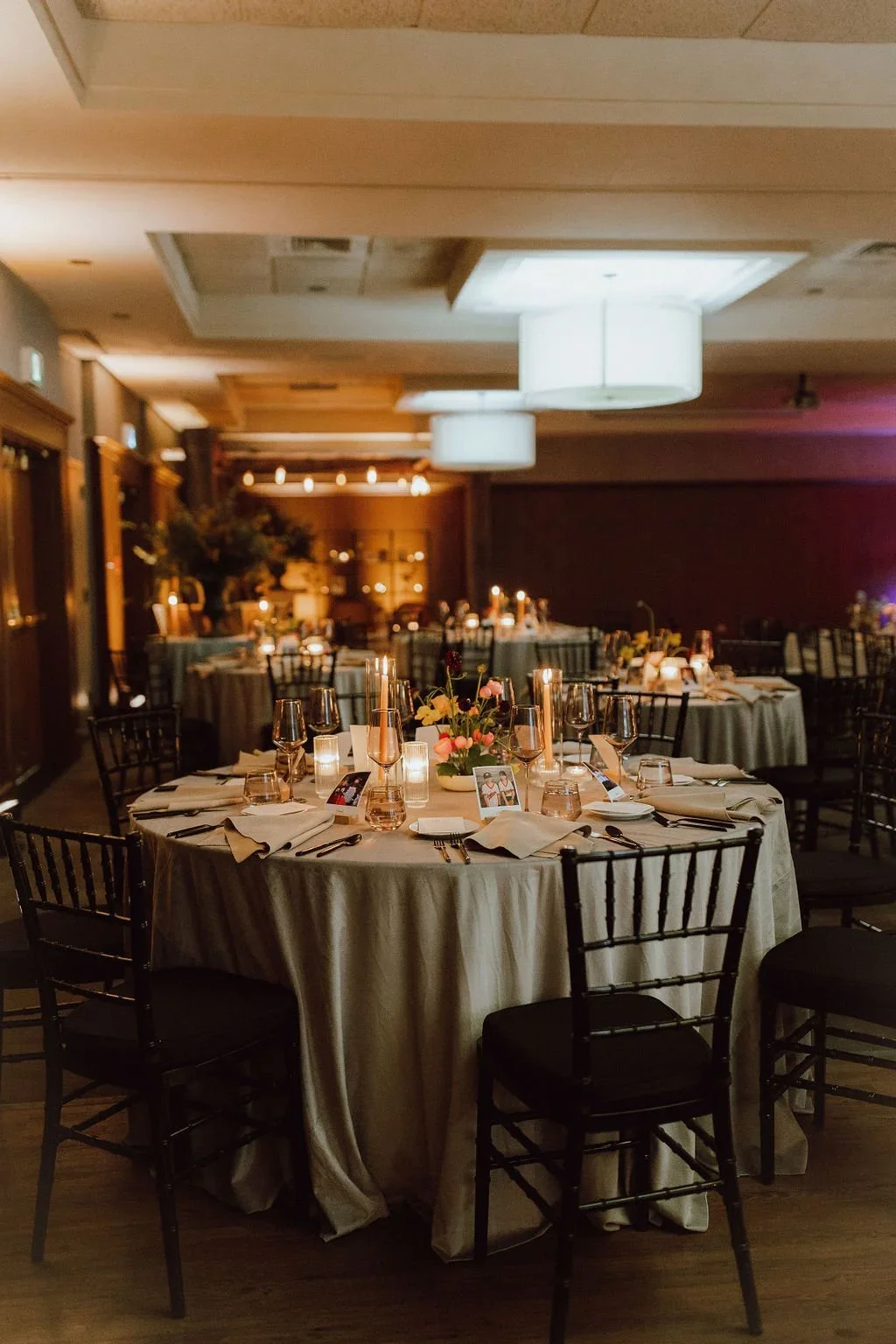 Winnipeg Linen Decor Rentals96.webp