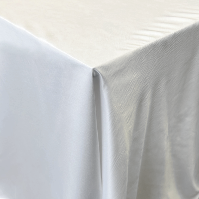 ⊹ Matte White ⊹ 
120"  |  90"x156"