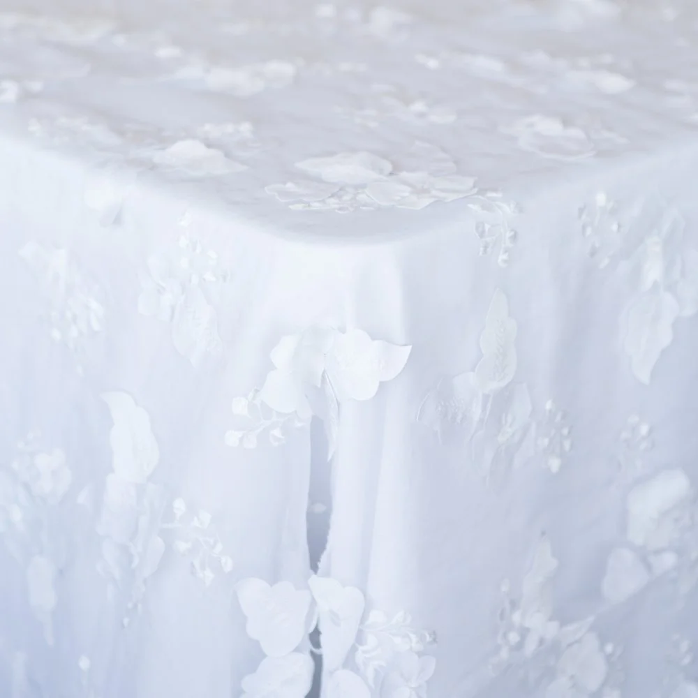 White Petal
90"x90"