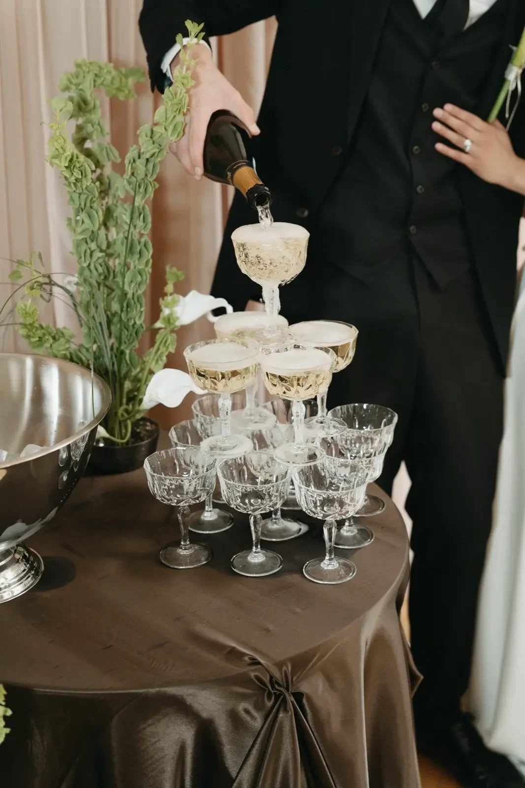 Winnipeg Linen Decor Rentals11.webp