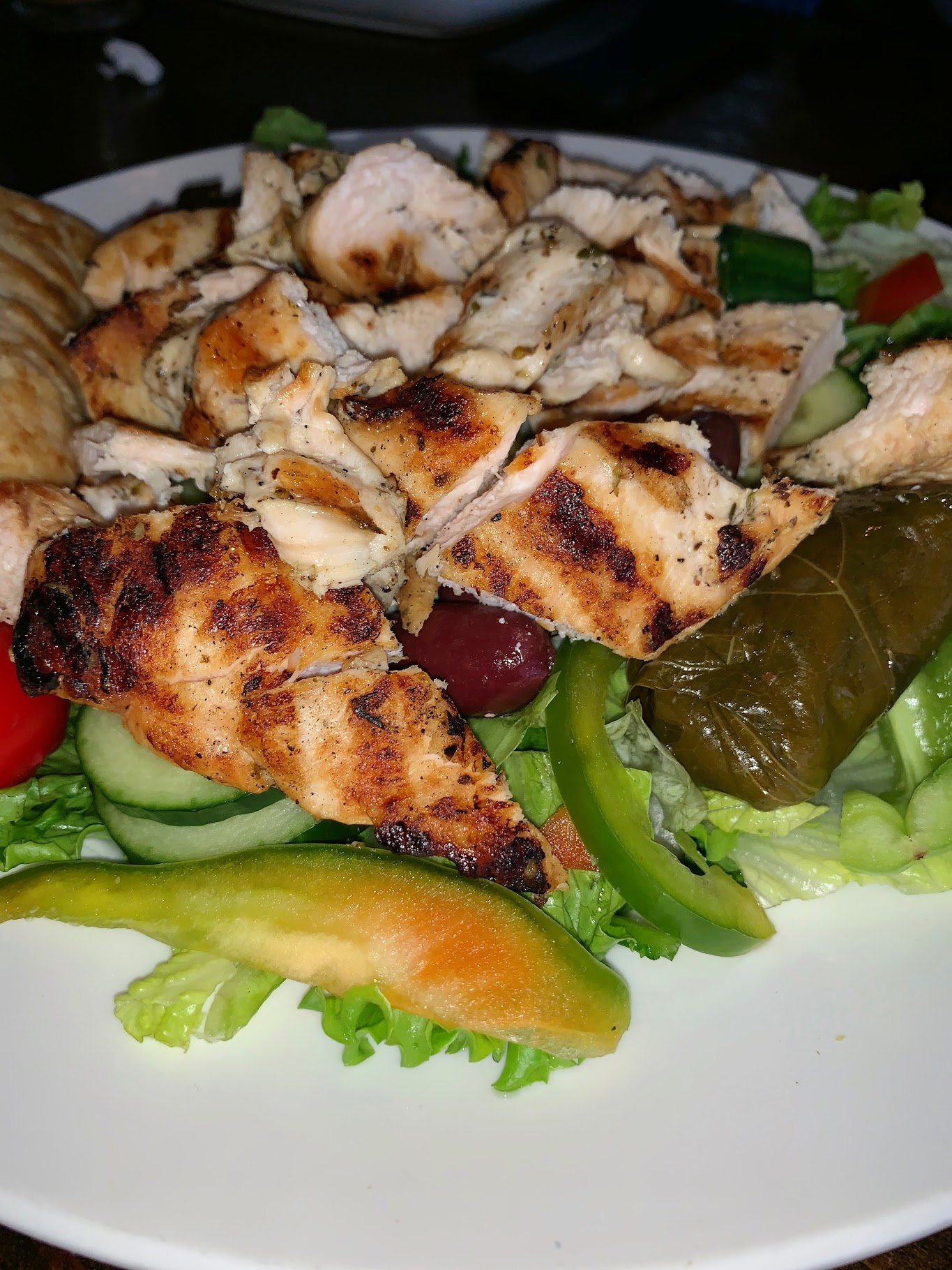 Greek Salad with Grilled Chicken