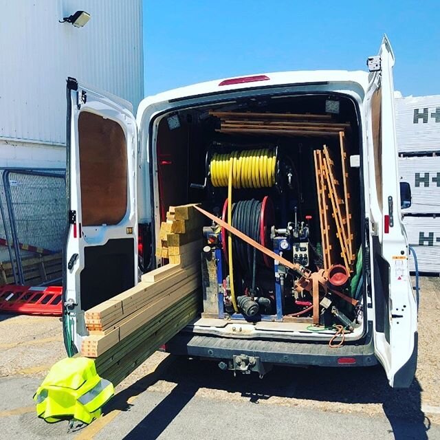 They couldn&rsquo;t deliver my materials so I went and got them. Working get the job done. #brightonbuild #outdoorliving #brightonbusiness #brightondrains #unblockdrains #brighton