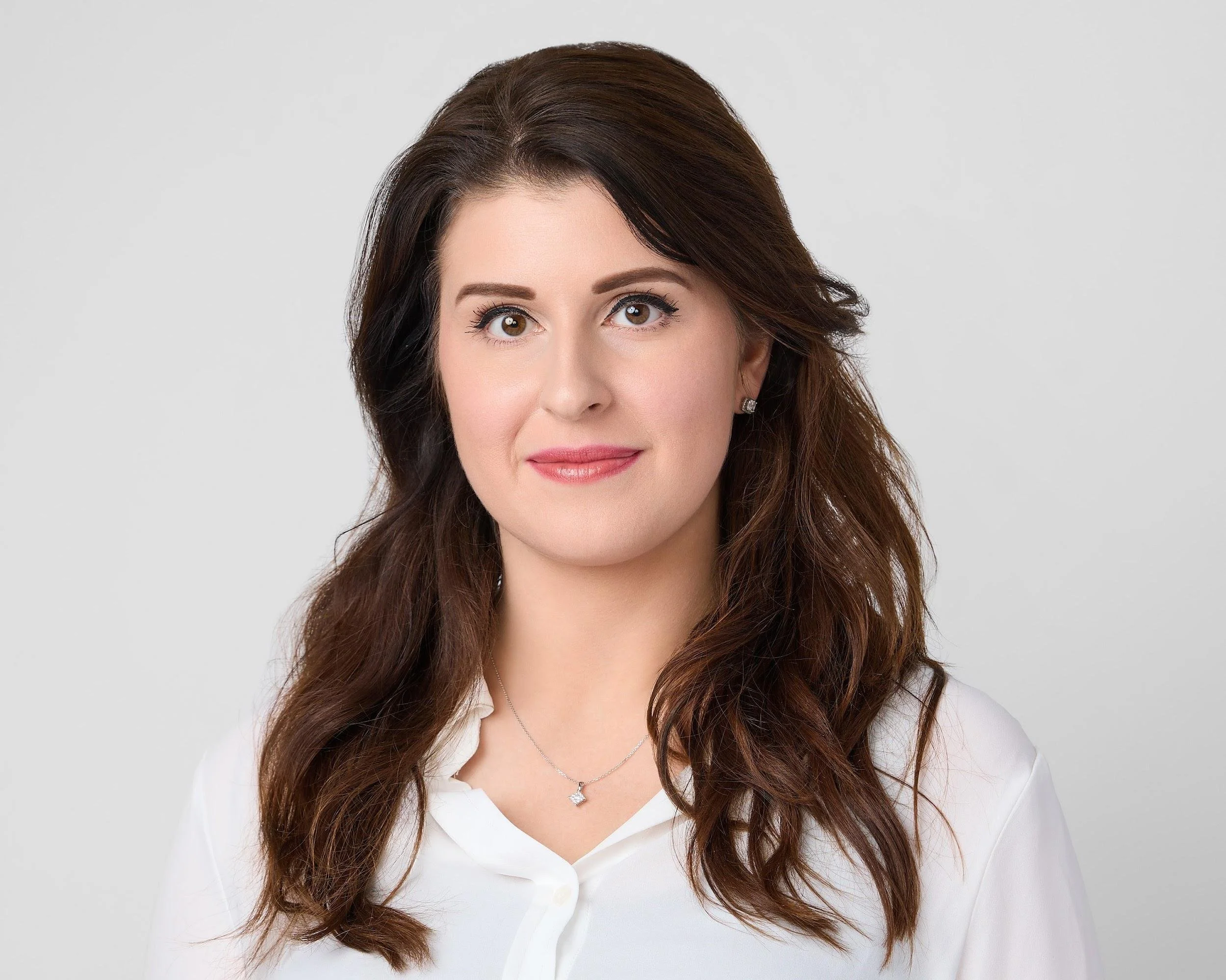 Headshot of lender, Natie Poleon with Zillow Home Loans