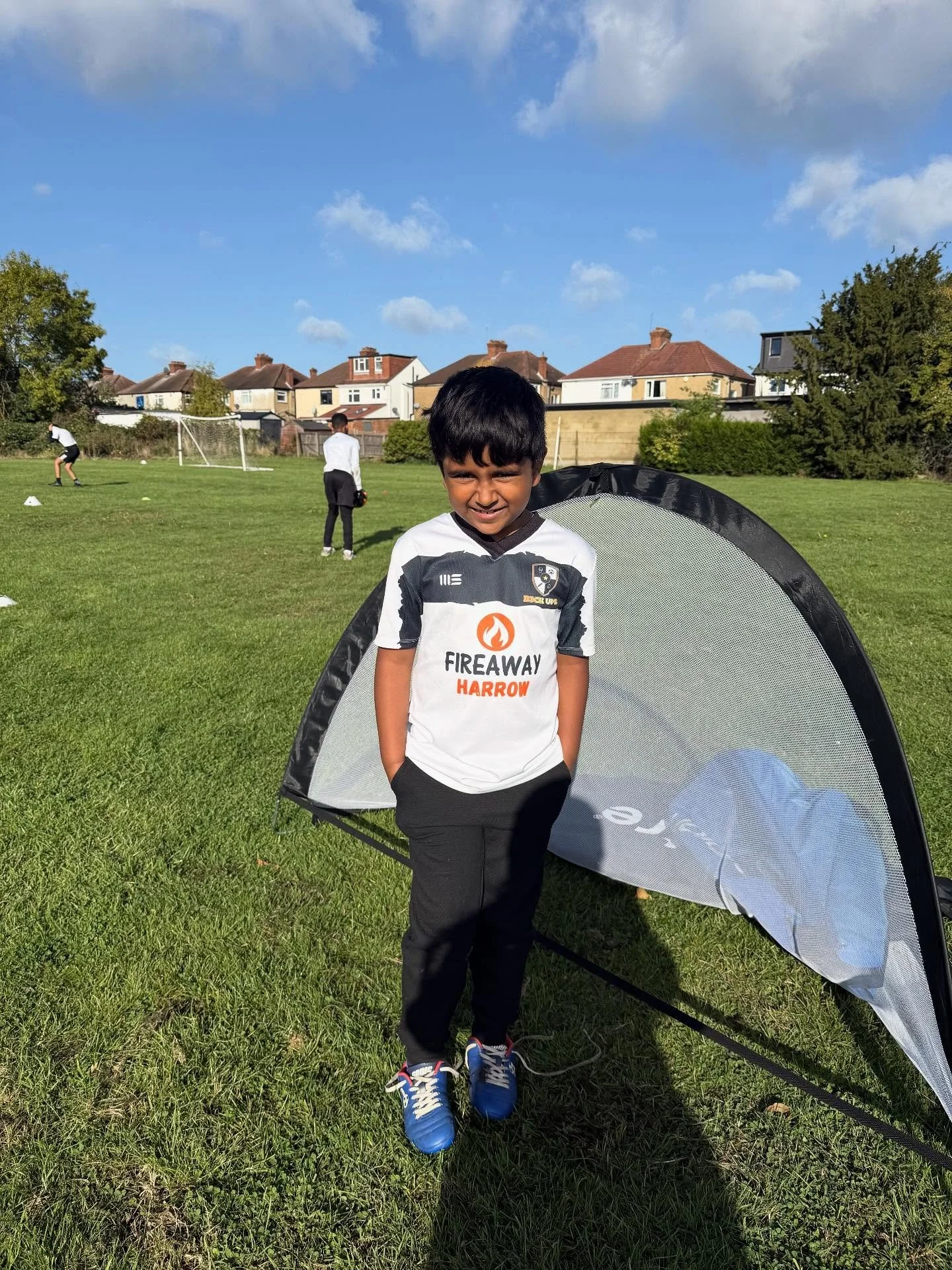 Working on our goalie skills🥅⚽️