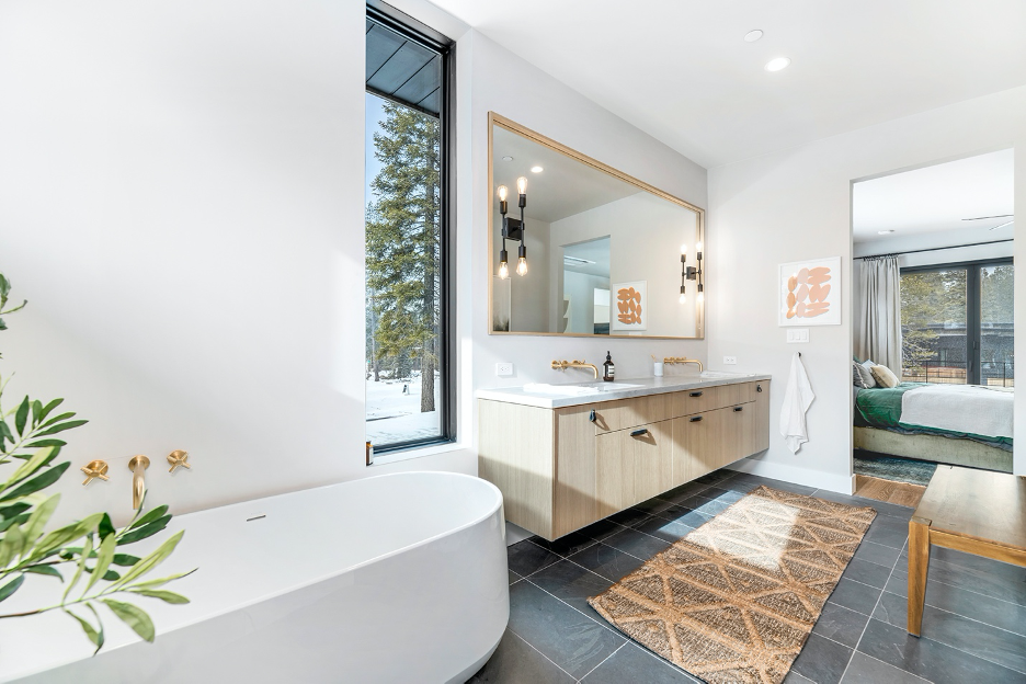 masterBath-alpine.png