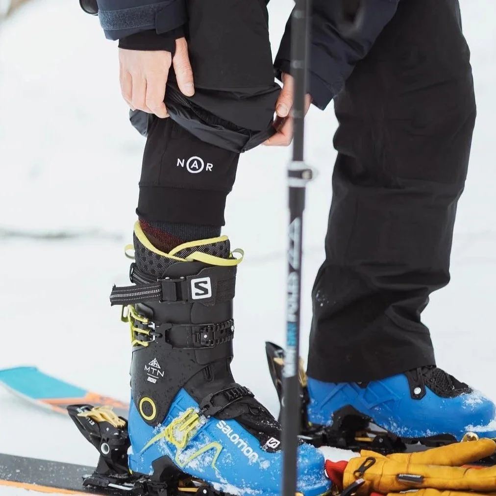 Small Brands = Big Holiday Smiles - Check out our Holiday Gift guide featuring amazing gifts you may not have ever heard of. (link in bio)

@narsupplyco @kinichsunhoods @giverjh @towwhee @recpakco 

https://www.dasoptics.net/blog/built-for-adventure-