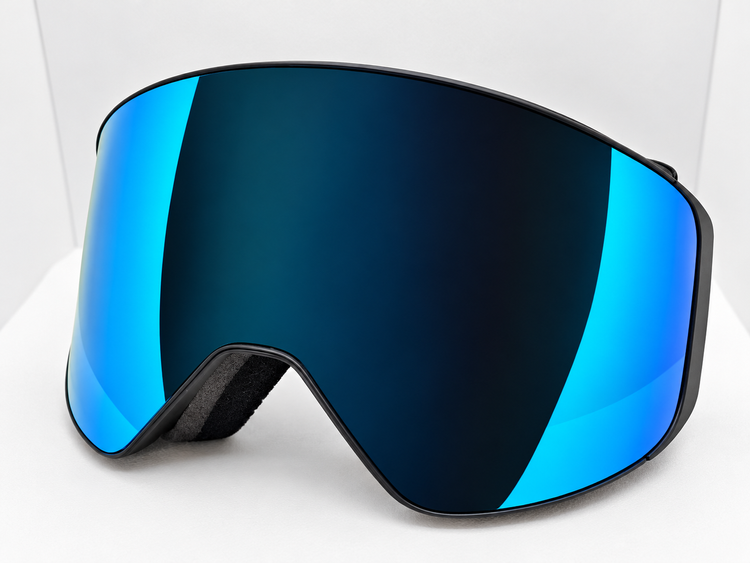 Ski and snowboard goggles