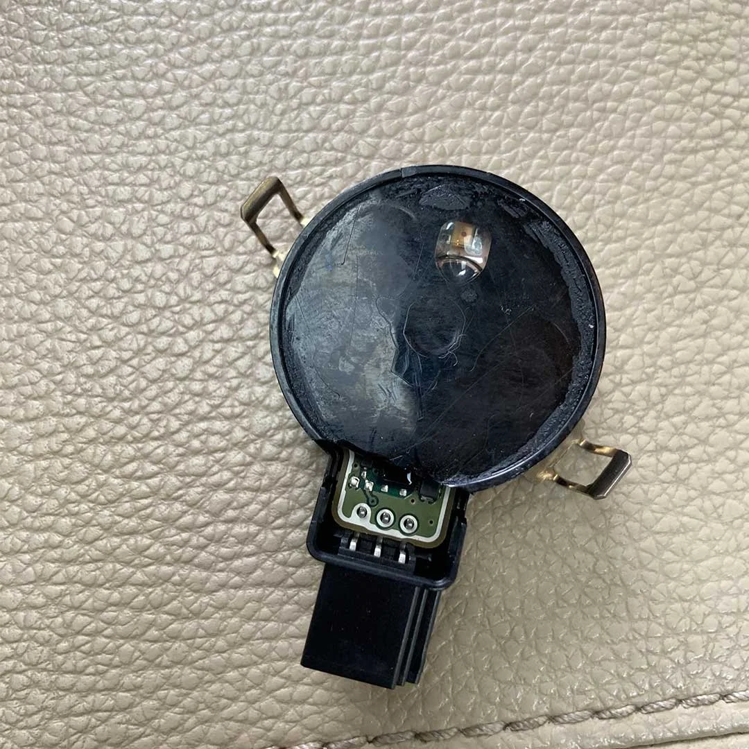 (Fix) Rain Sensing Wipers Not Working After Windshield Replacement