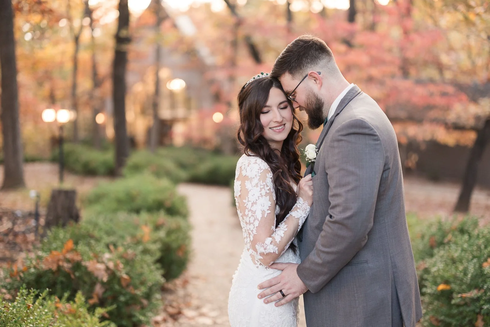 Alexis &amp; Tayler’s Standout Fall Wedding | 11.8.25