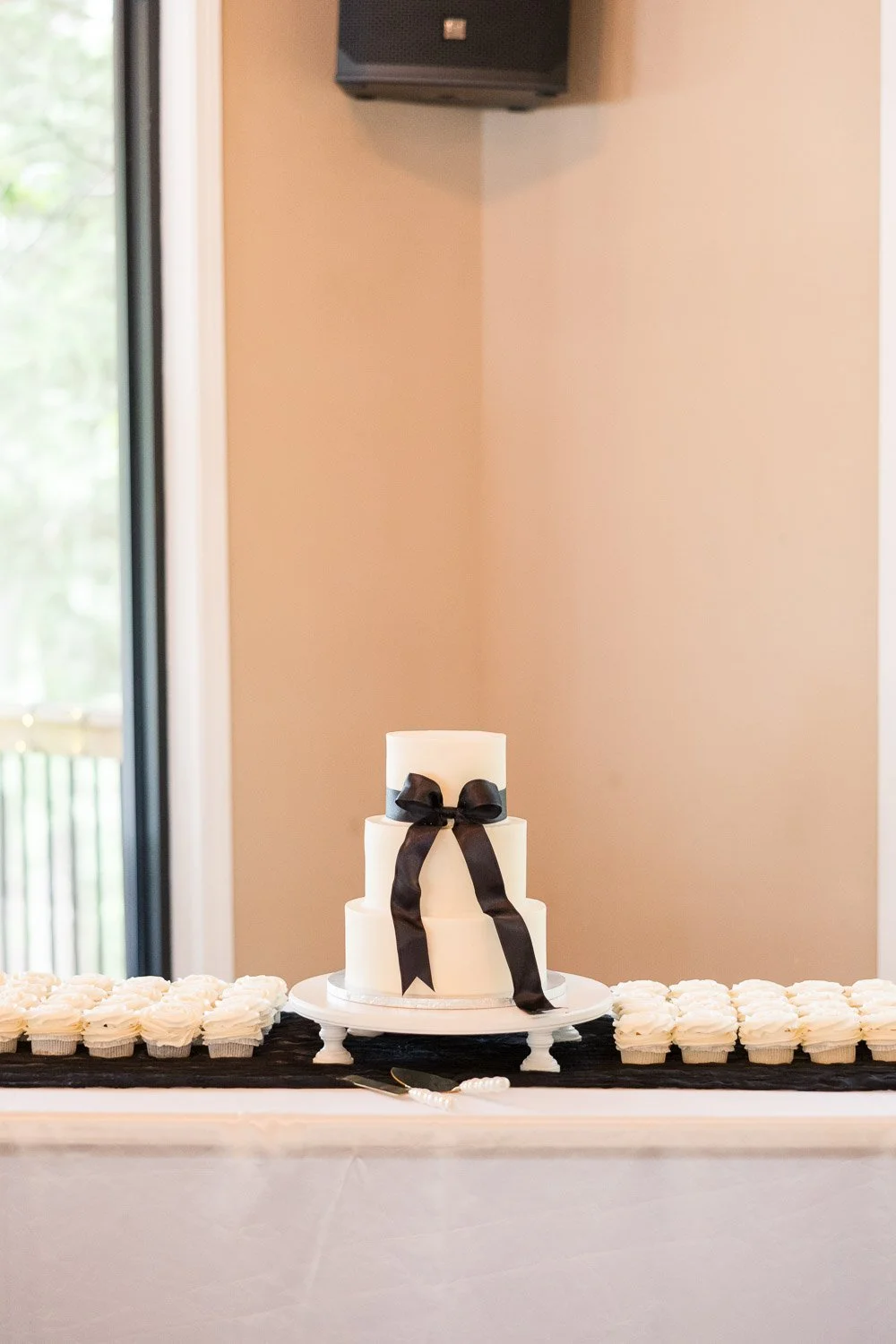 What Is Included in an All-Inclusive Wedding Package? (Breaking It Down)