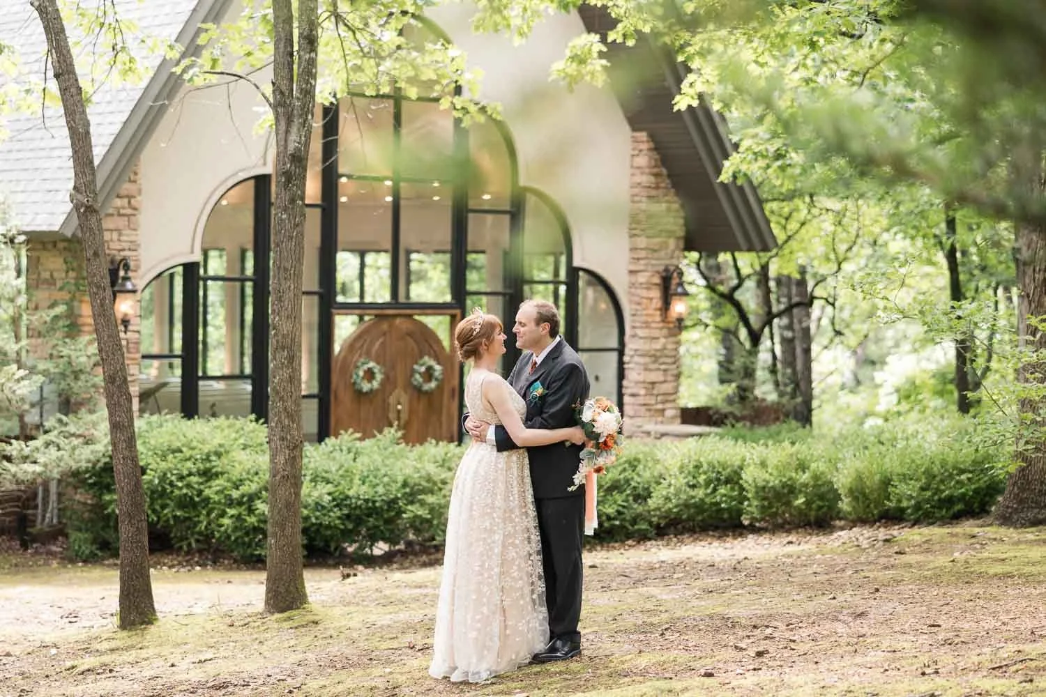 The Benefits of a Climate-Controlled Wedding Venue