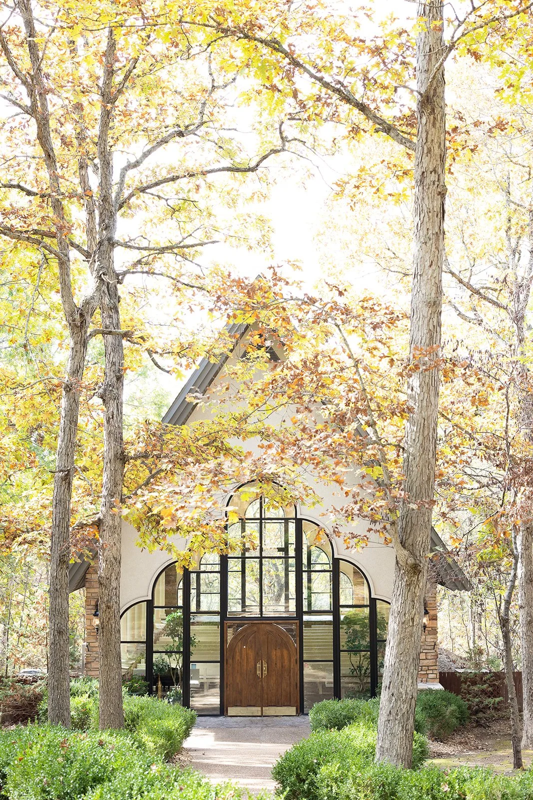 Behind the Scenes: A Day in the Life at Stonegate Glass Chapel | Wedding Day Edition