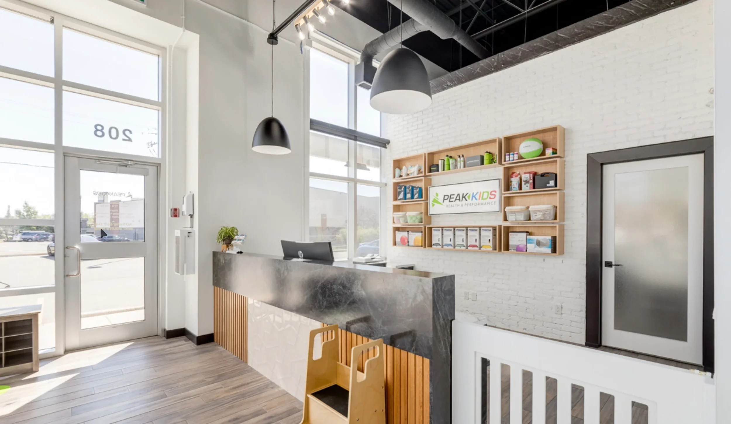 Commercial painting service
