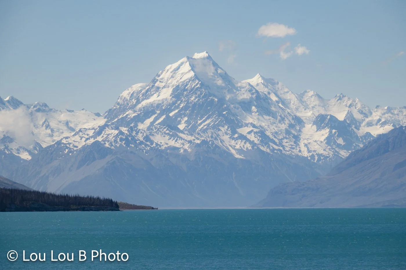 Aoraki / Mount Cook rising above Lake Pukaki, New Zealand