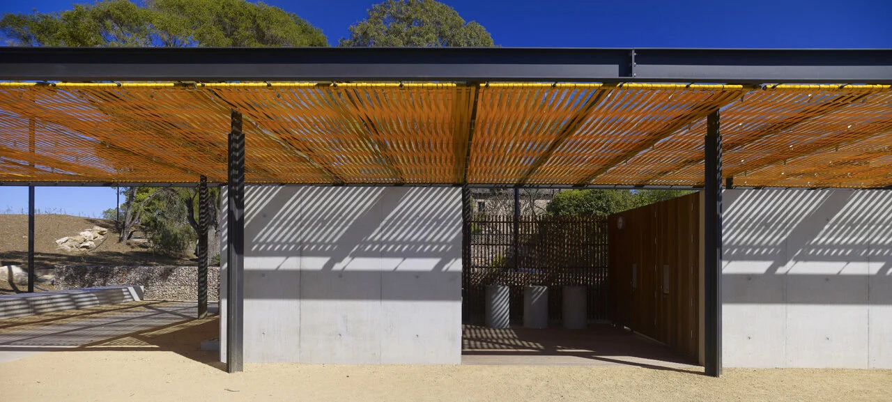 Architecture AU: 
Designer public dunnies: Civic dignity in small public architecture 