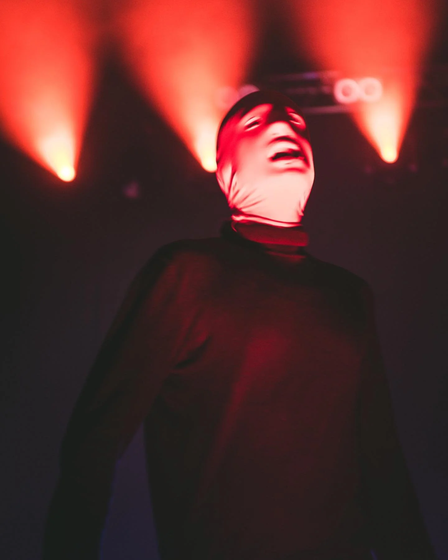 U N U S U A L .
.
@c4di114c / @chatodo_blois .
.
#musicphotography #musicphotographer #festivalphotography #concertphotography #concertphotographer #festival #cadillac #c4di114c @c4di114c