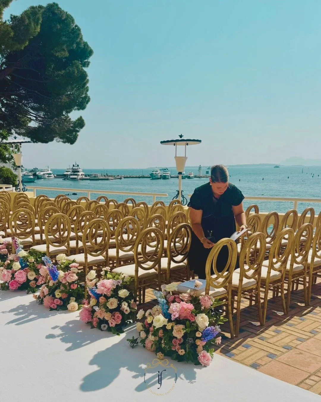 Where Elegance Meets Structure : You don&rsquo;t see the structure of a wedding. You feel it.
The seamless flow, the effortless transitions, the silence behind the beauty.
This is what we do : we orchestrate the invisible.
.
Wedding Planner &amp; Des