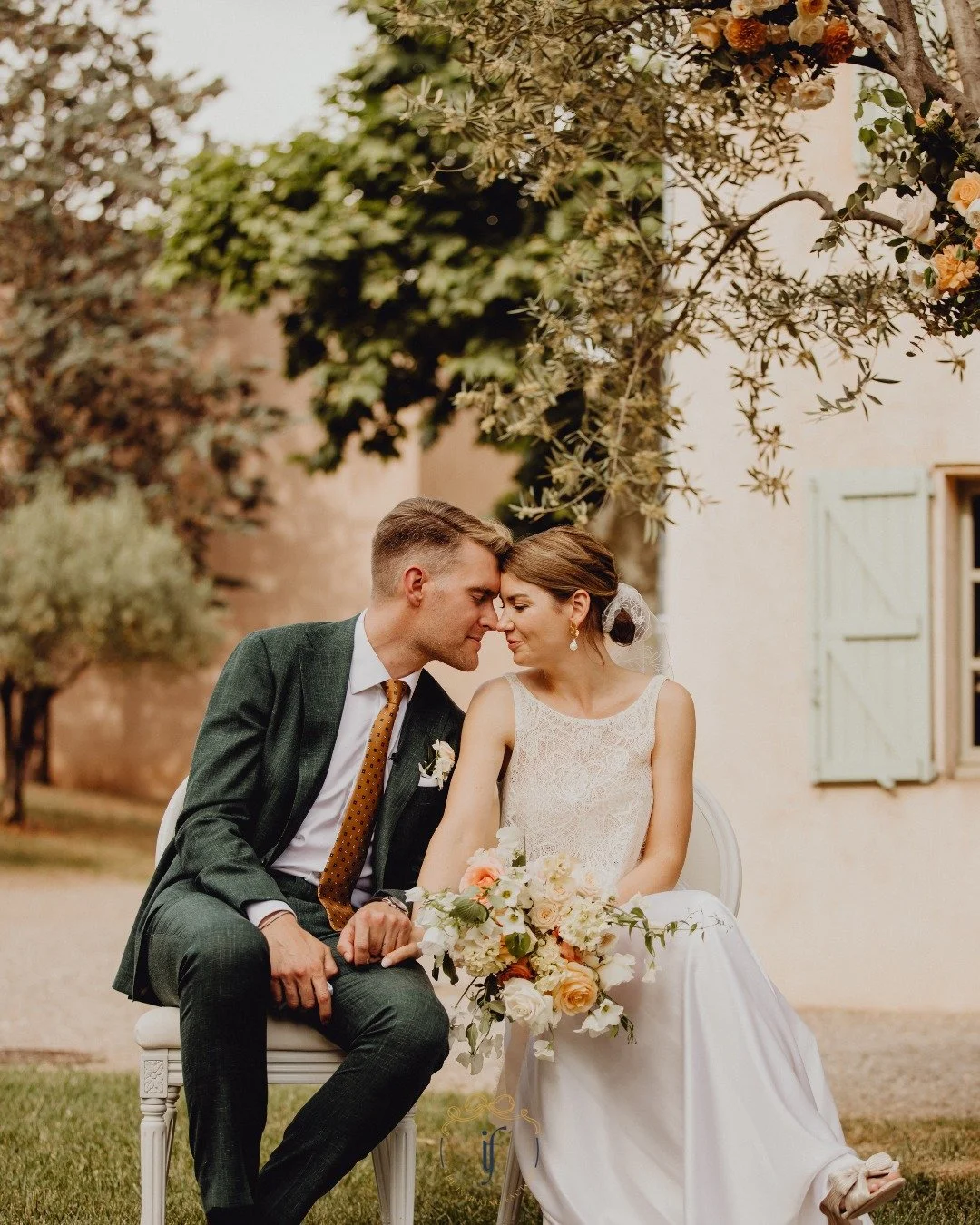 From a celebration to a creation : What we learn from a wedding season shapes the way we craft winter celebrations &mdash; same precision, different emotion.
The same attention to rhythm, flow, and harmony &mdash; simply expressed in a different kind