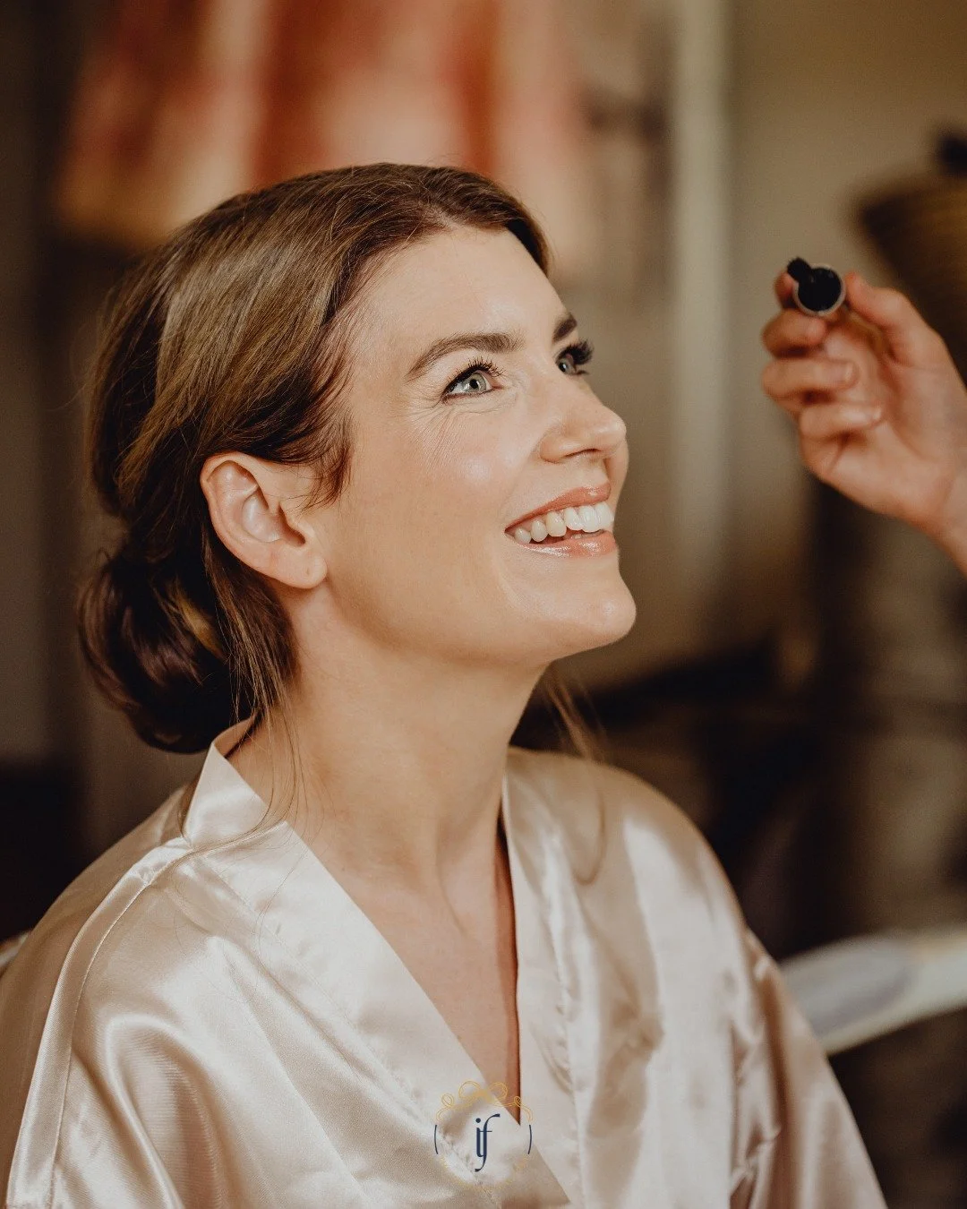 17 vendors. 3 countries. 1 weekend. That's what your Riviera wedding looks like behind the scenes &mdash; while you're simply living it.
Your florist is in Nice. Your band flies in from London. Your catering team answers to four different schedules. 