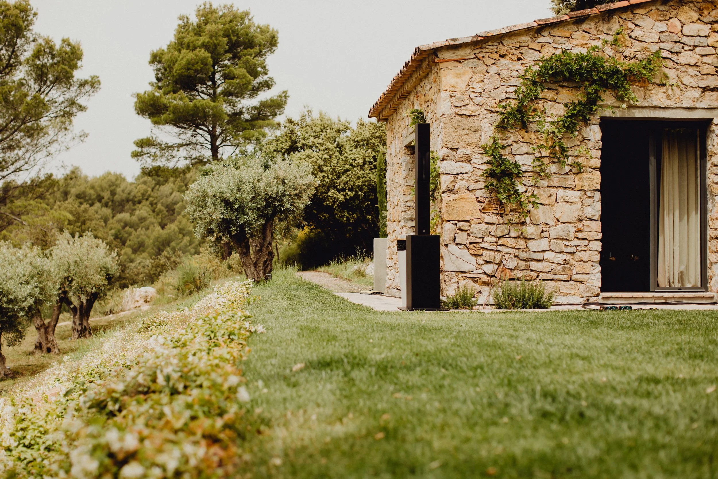 wedding planner provence