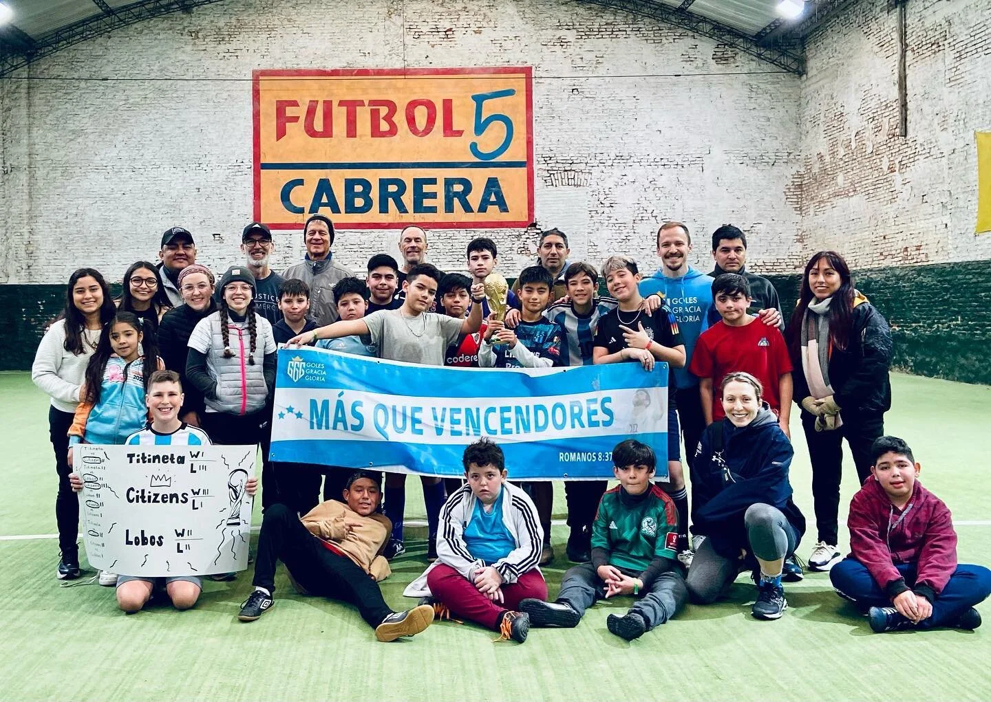 Damos gracias a Dios por esta semana con los chicos! 😀⚽️✝️⁣⁣⁣⁣
⁣⁣⁣⁣
Para ganar un campeonato, debemos derrotar al rival.  Les ense&ntilde;amos a los chicos que lo mismo es necesario si queremos triunfar en la vida.  Debemos derrotar a nuestro mayor 