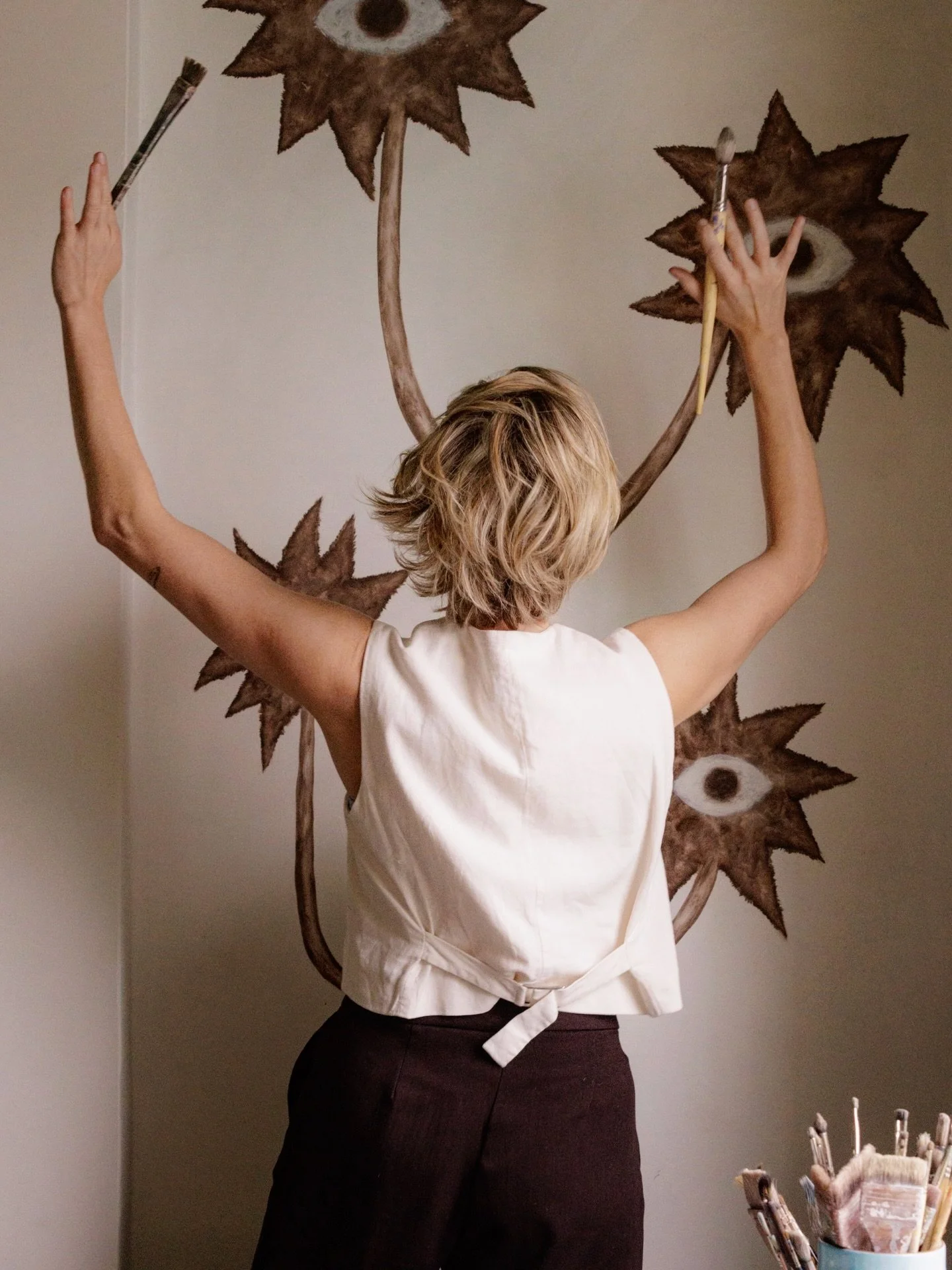 A slice of 2025; a strange year, but one of renewal and reward for both me and my work. 
&bull;
After many house &amp; studio moves across various counties, I&rsquo;m finally settled in Dorset and so grateful to have a fixed abode for the first time 