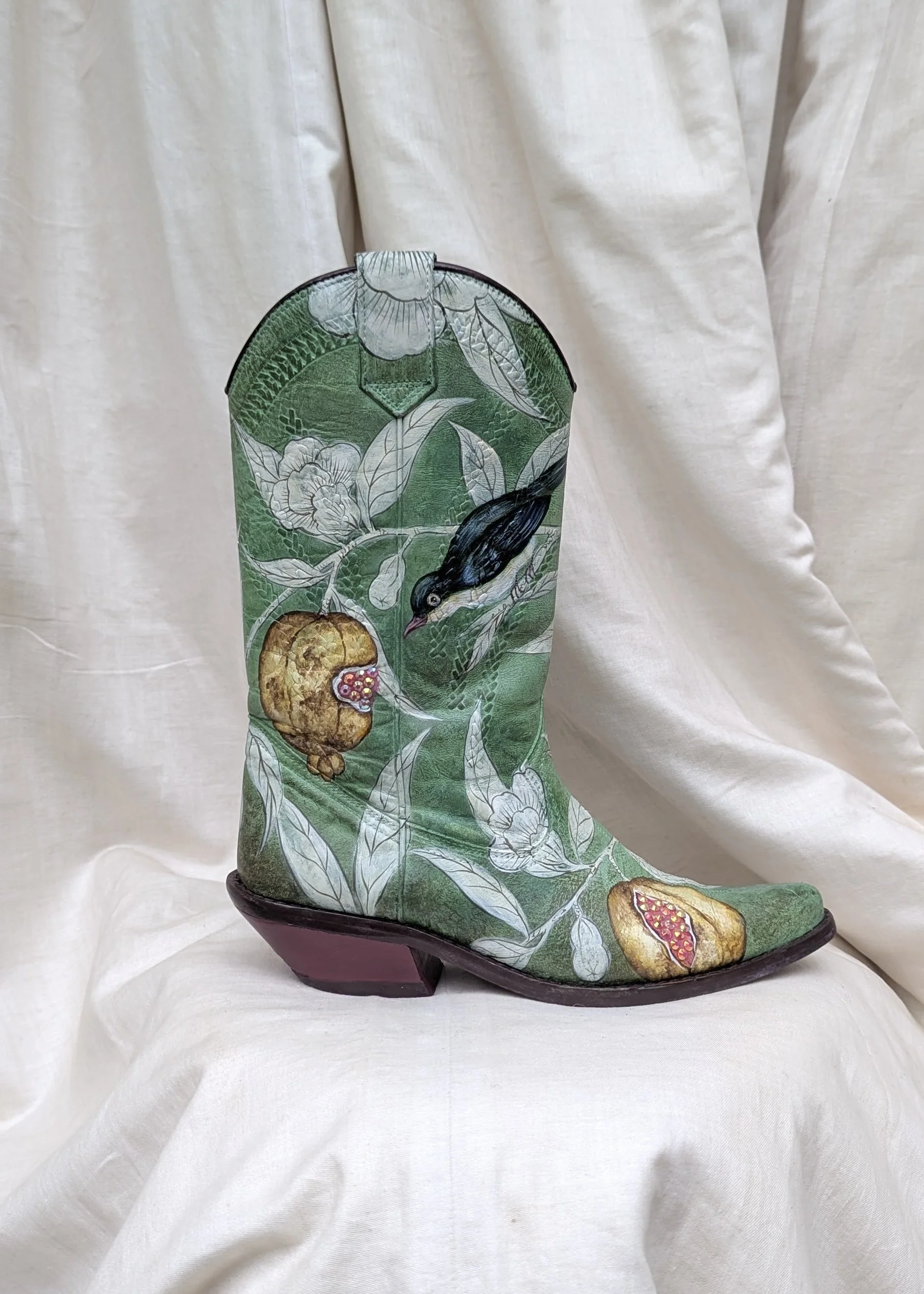 Pomegranate Boot