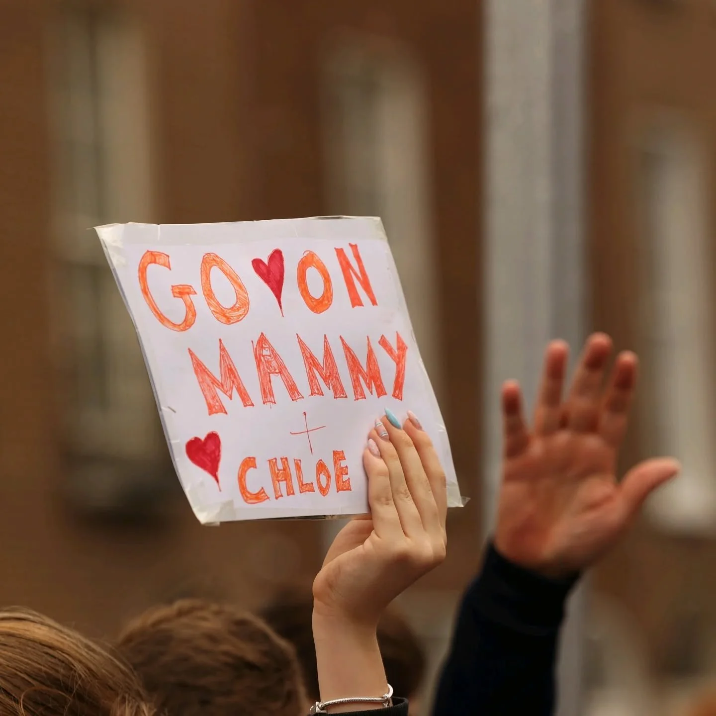 The support along the route was unreal this year. 🙌💜

From cheering squads to homemade signs and nonstop encouragement, Dublin brought the energy every single step of the way.

#VhiWMM #BestTimeEver