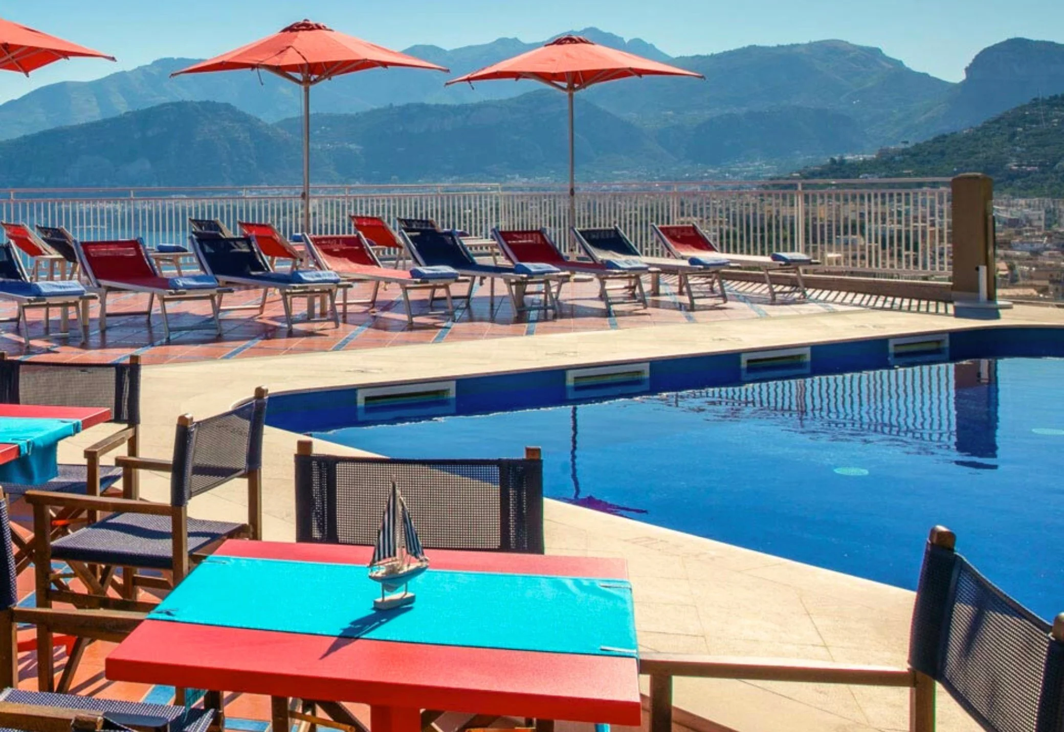 View of swimming pool at Hotel Minerva, Sorrento