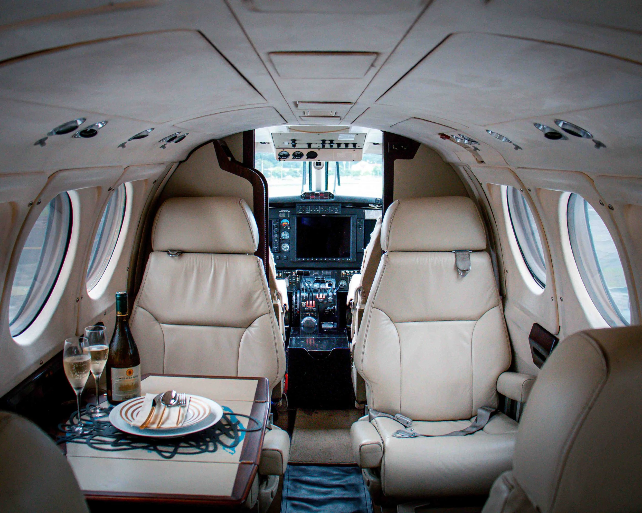 King Air 200 Interior c.jpg